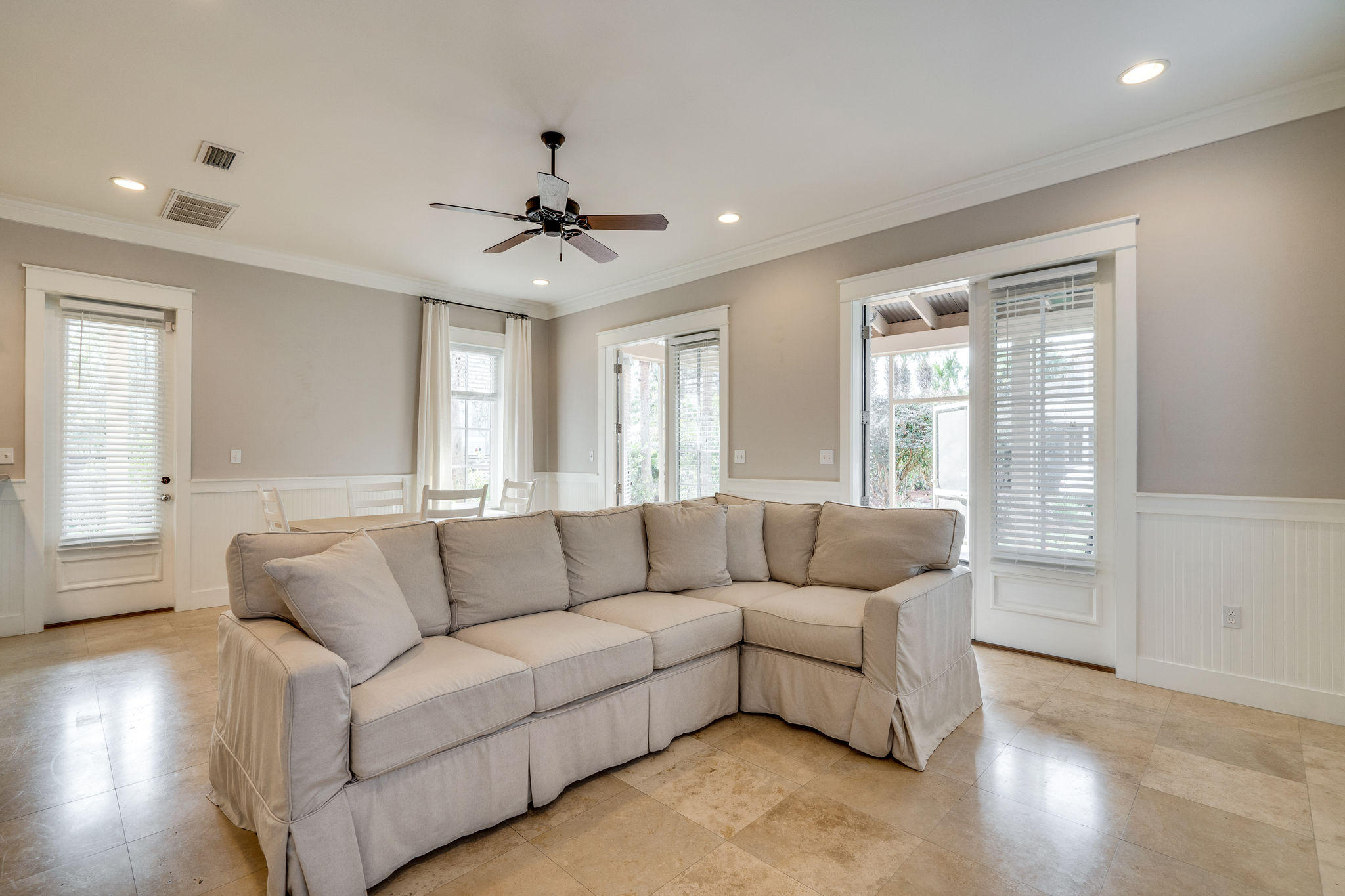 BUNGALOS AT SANDESTIN - Residential