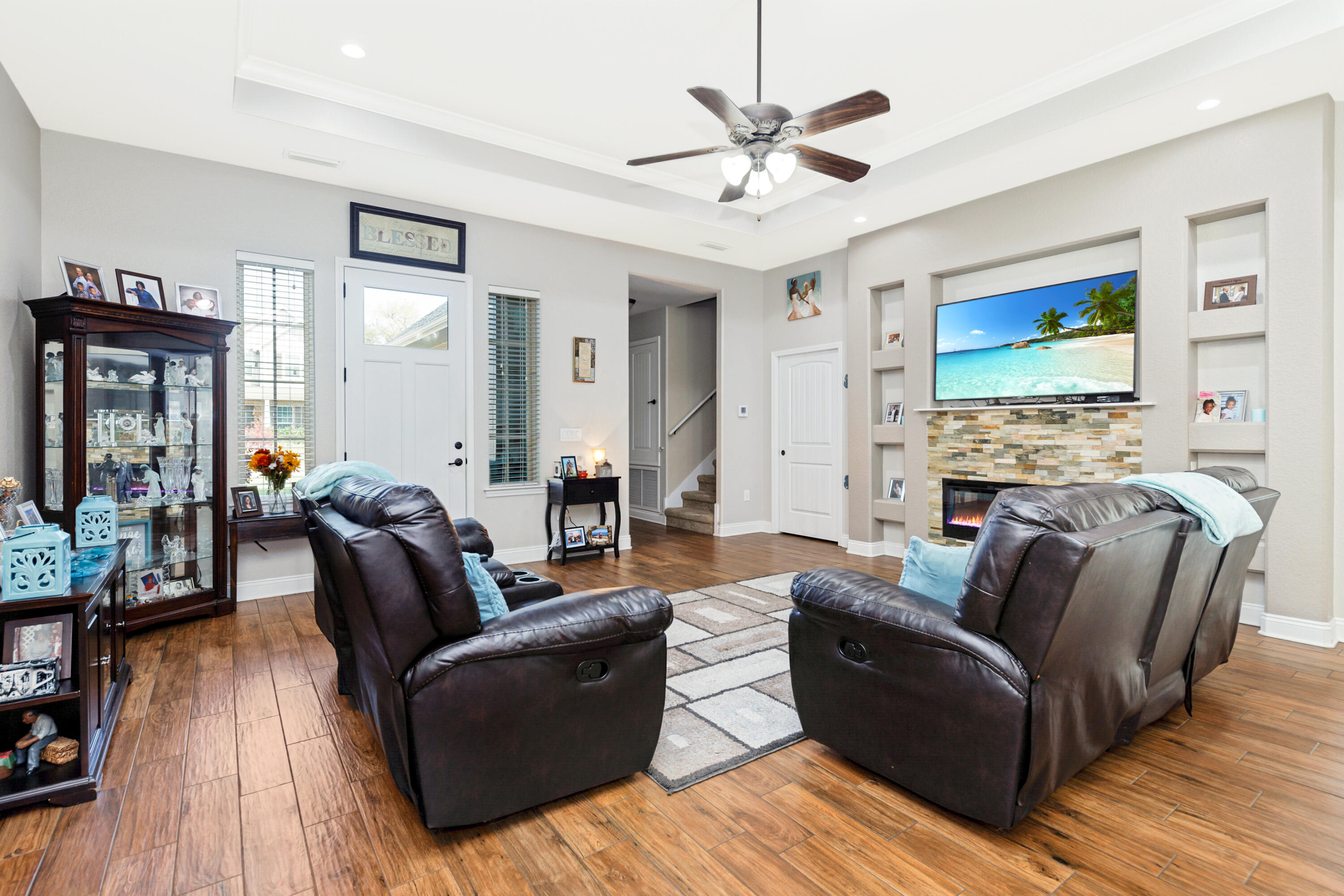 MAGNOLIA VILLAGE - Residential