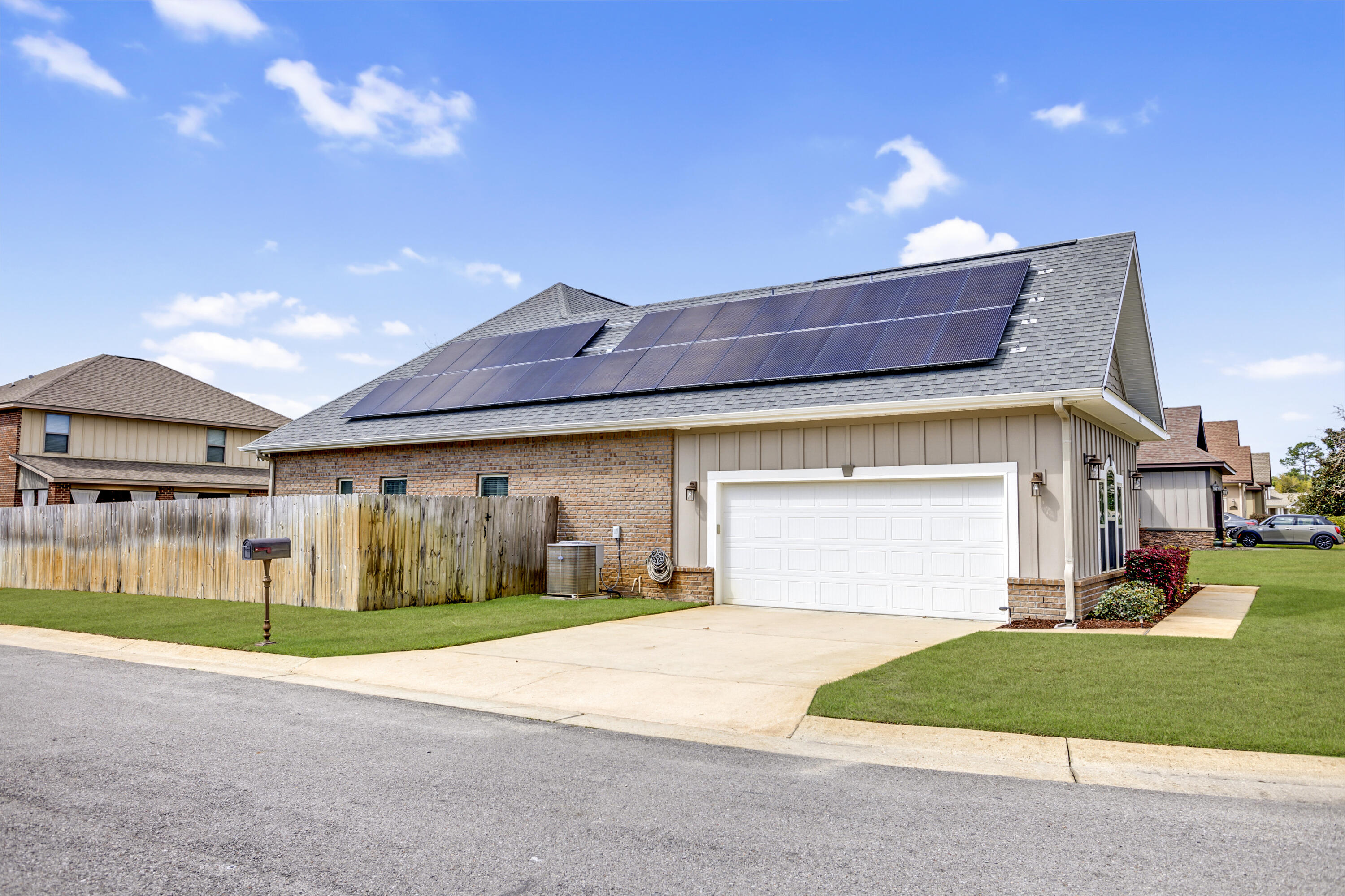 MAGNOLIA VILLAGE - Residential