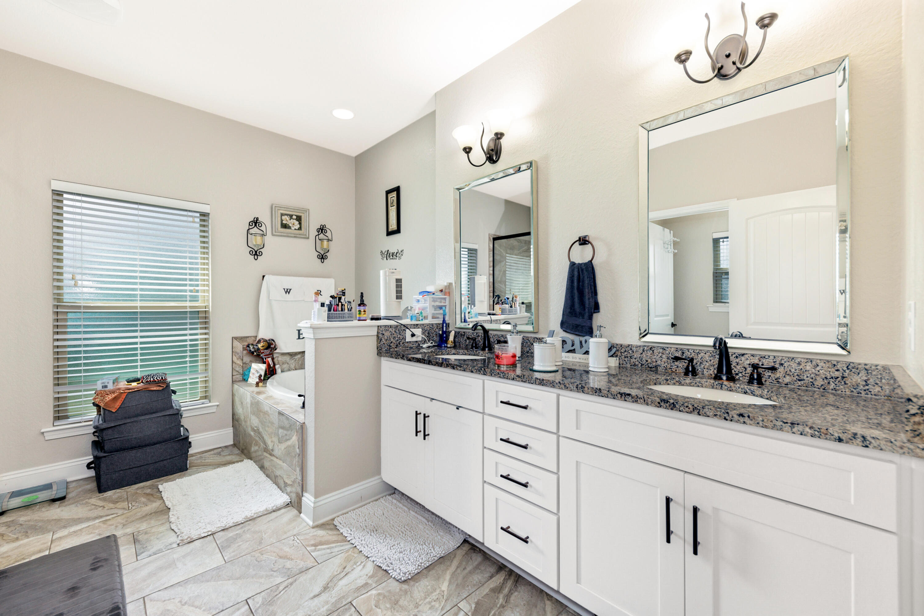 MAGNOLIA VILLAGE - Residential