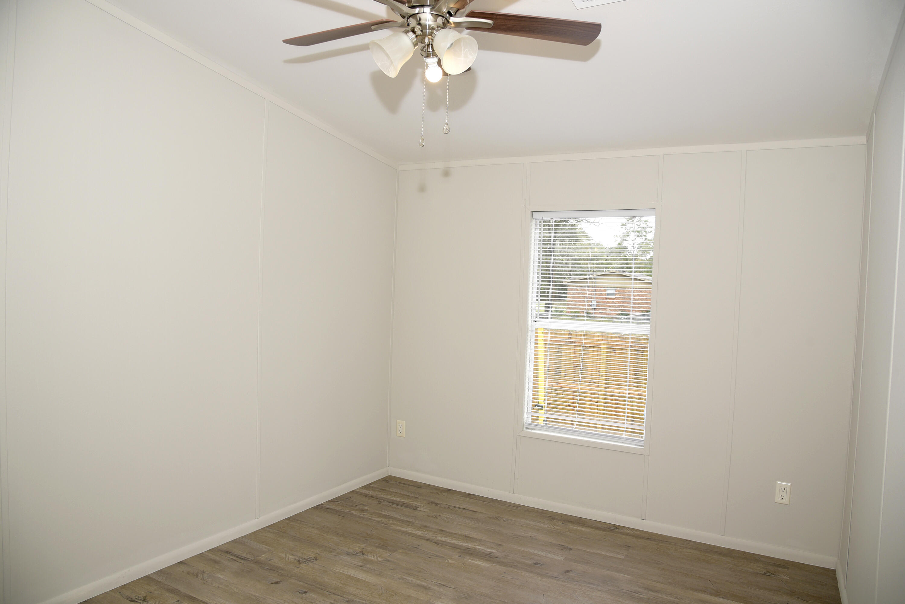 CHOCTAW 1ST ADDN - Residential Lease