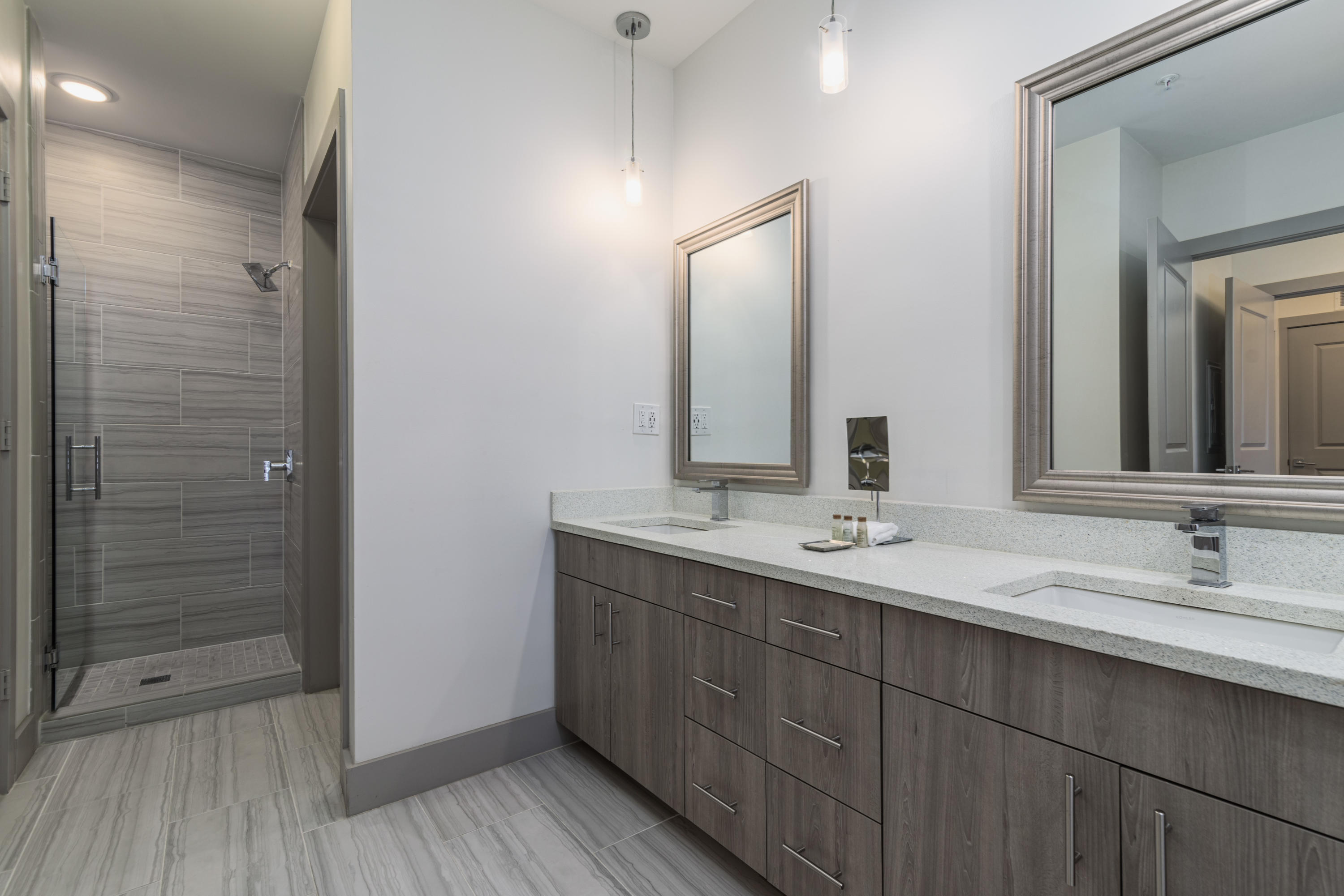 THE POINTE - Residential