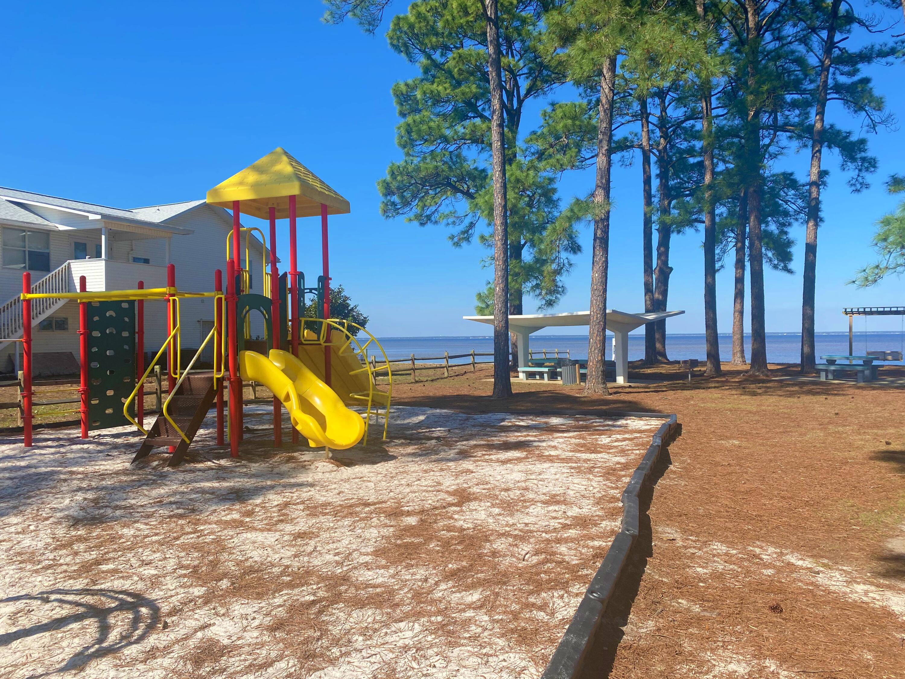 LEGION PARK LANDING - Residential