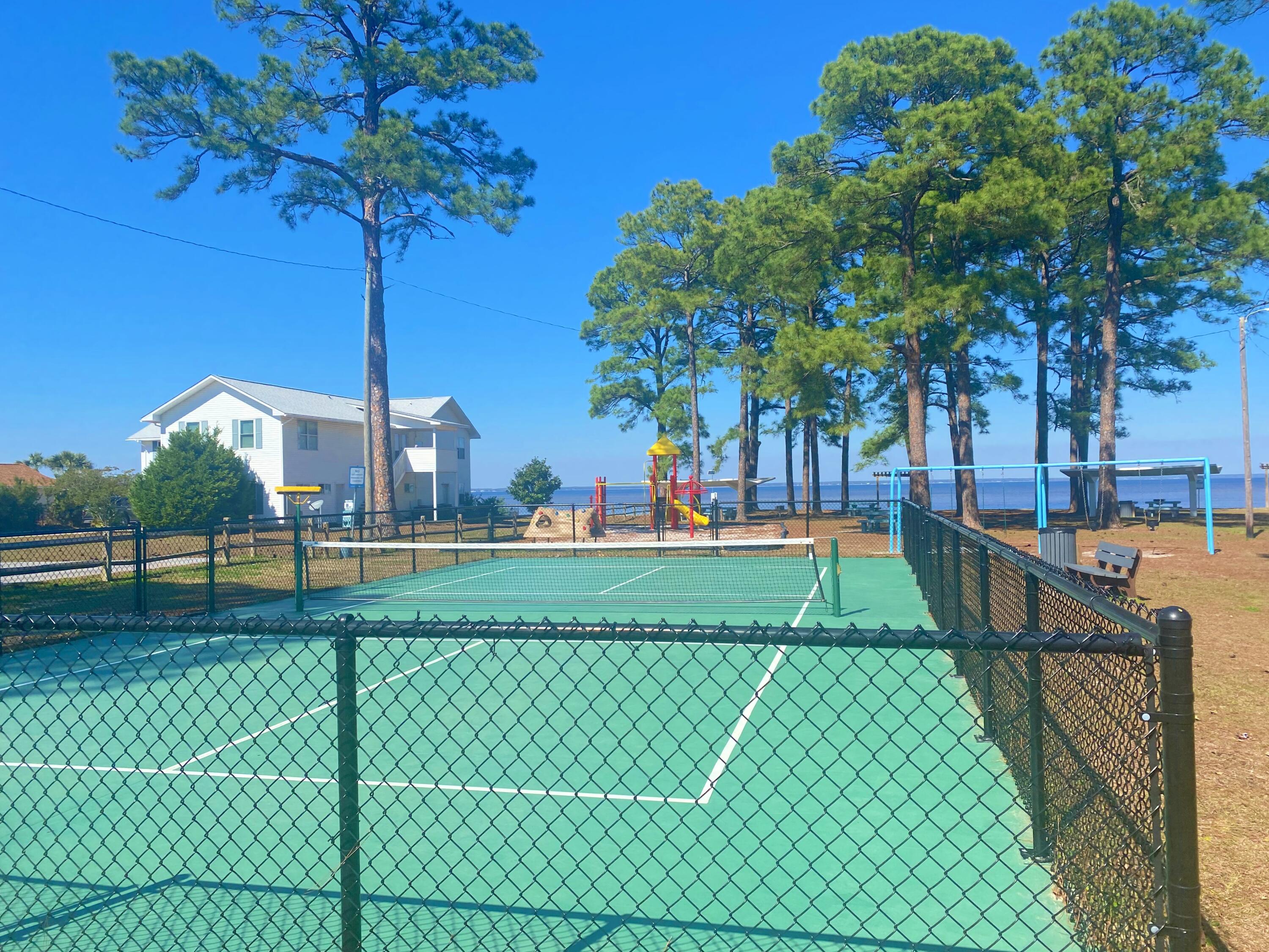 LEGION PARK LANDING - Residential