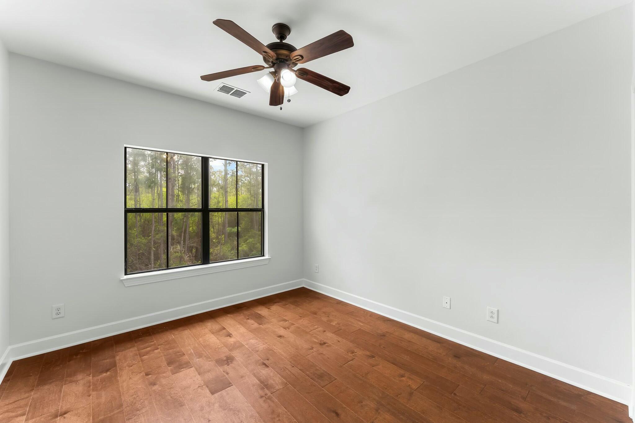 SOUTH HAVEN TOWNHOMES - Residential