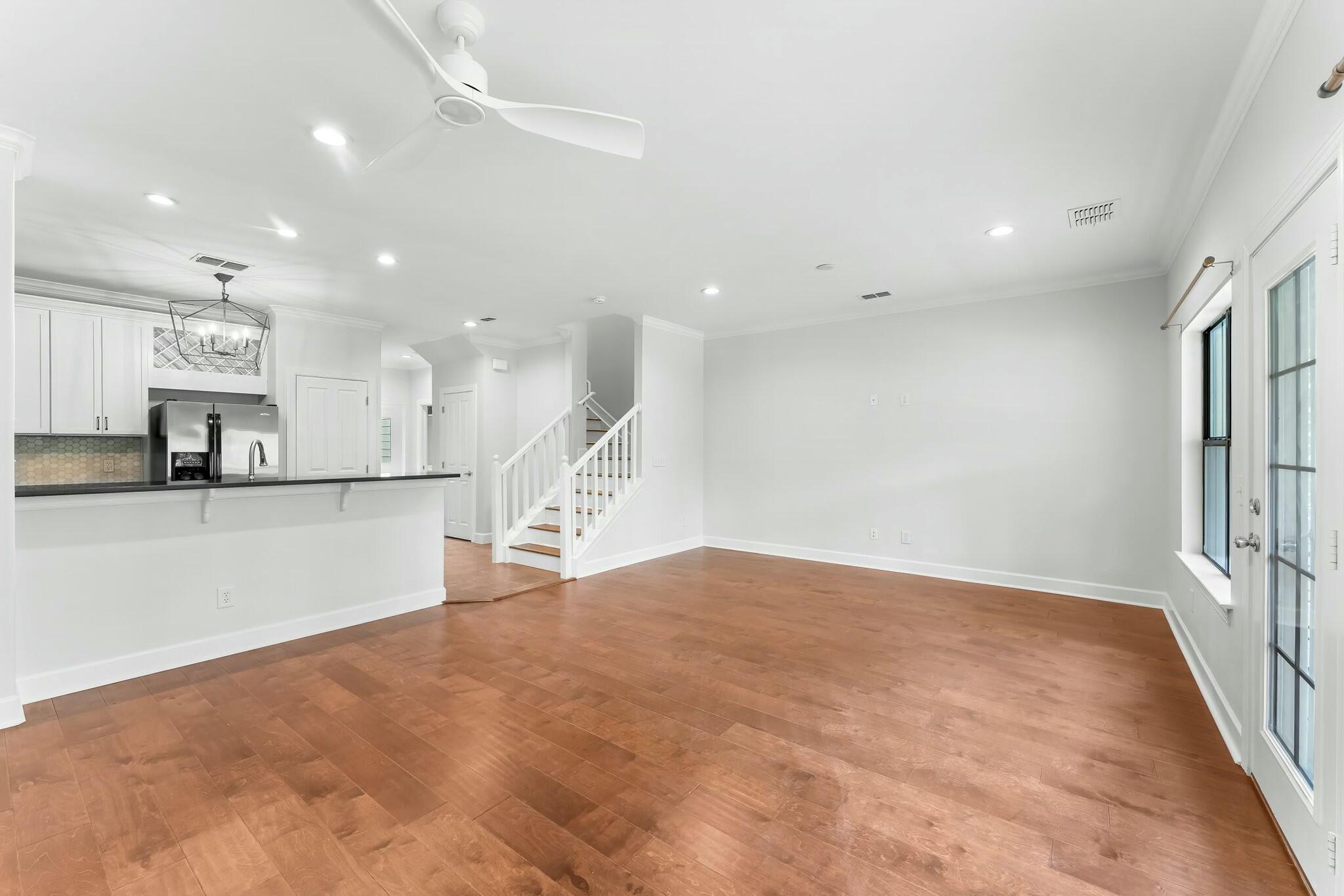 SOUTH HAVEN TOWNHOMES - Residential
