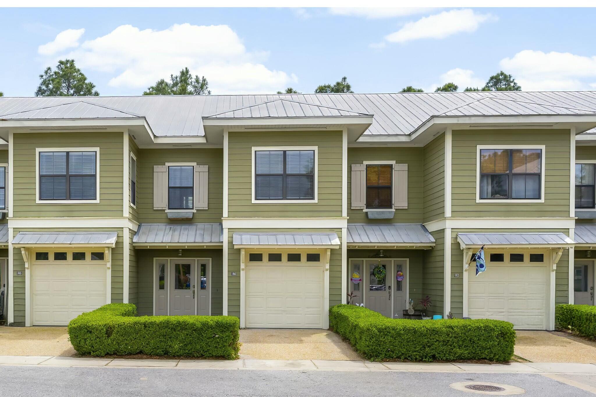 SOUTH HAVEN TOWNHOMES - Residential