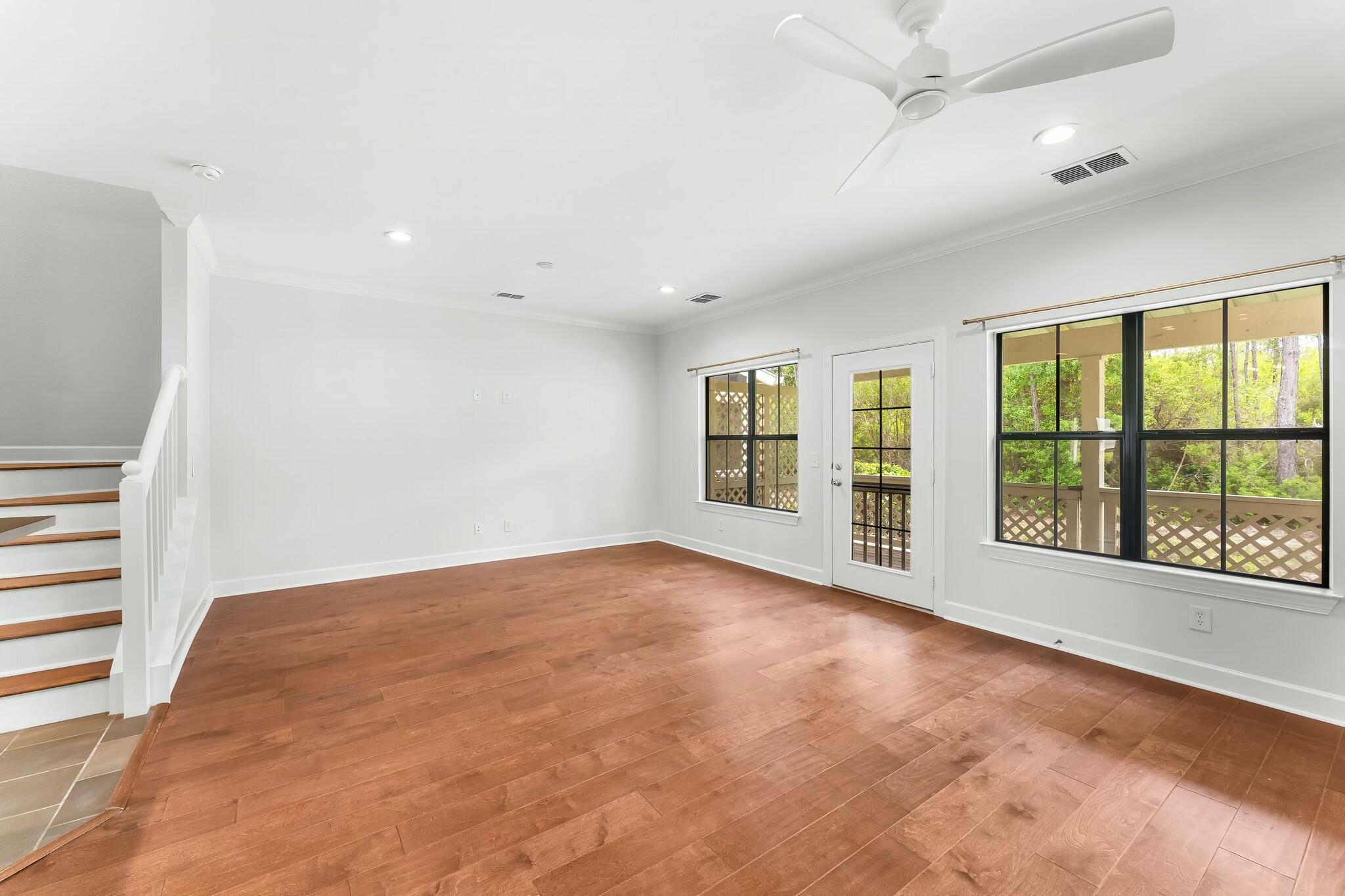 SOUTH HAVEN TOWNHOMES - Residential