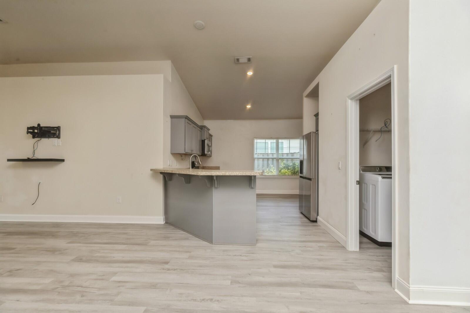 Lafayette Creek Landing - Residential
