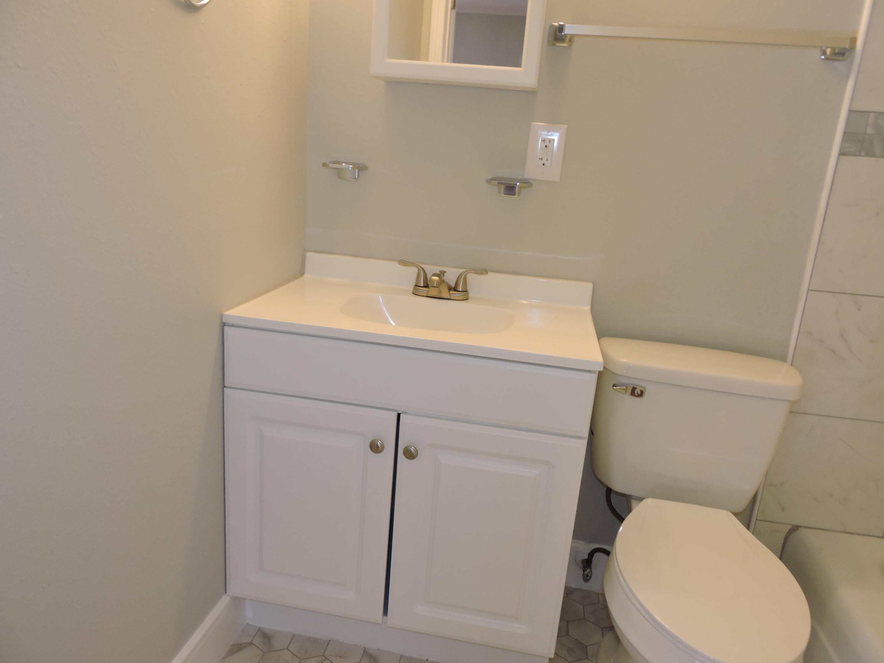 CRESTVIEW - Residential Lease