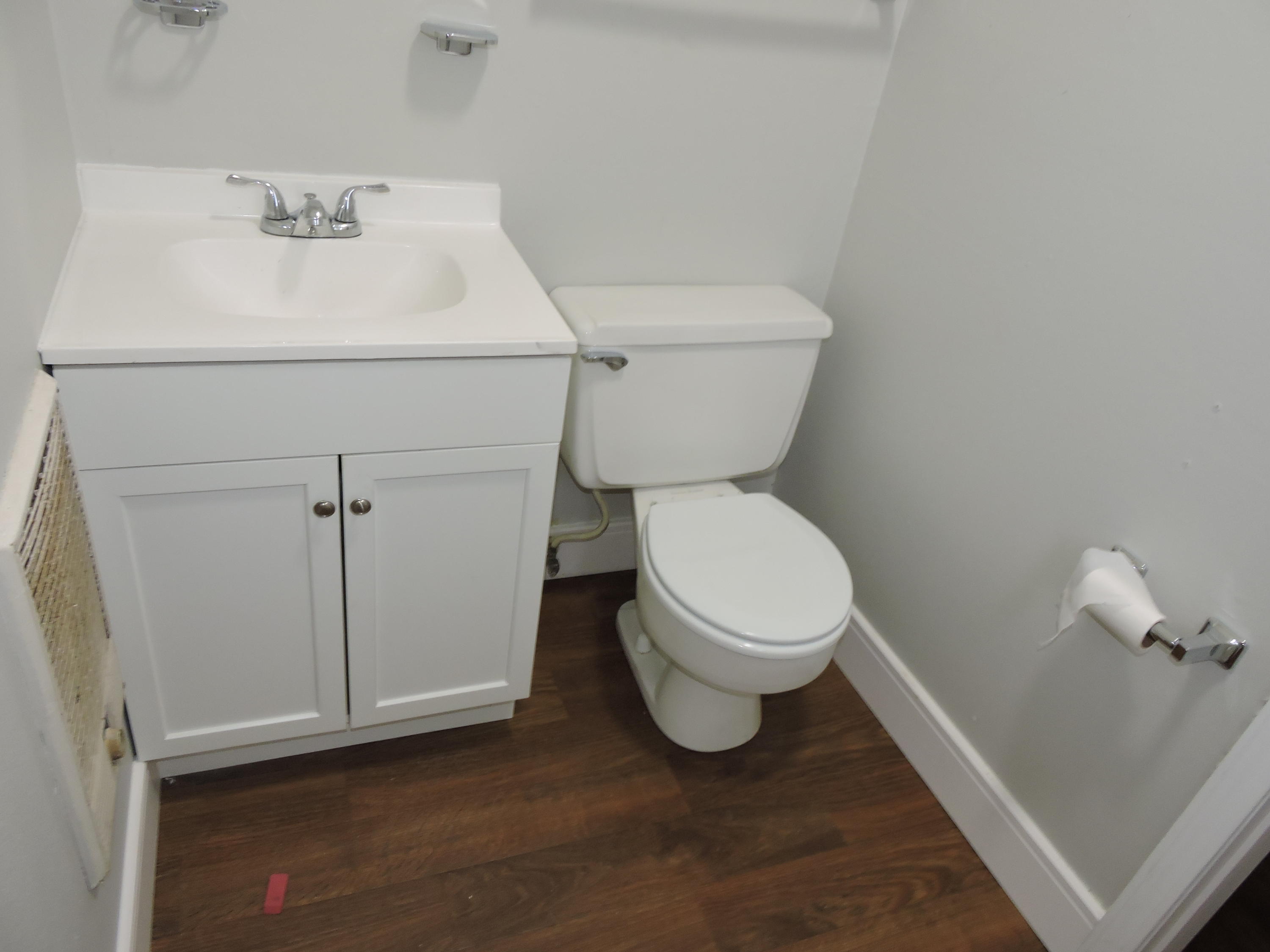 CRESTVIEW - Residential Lease