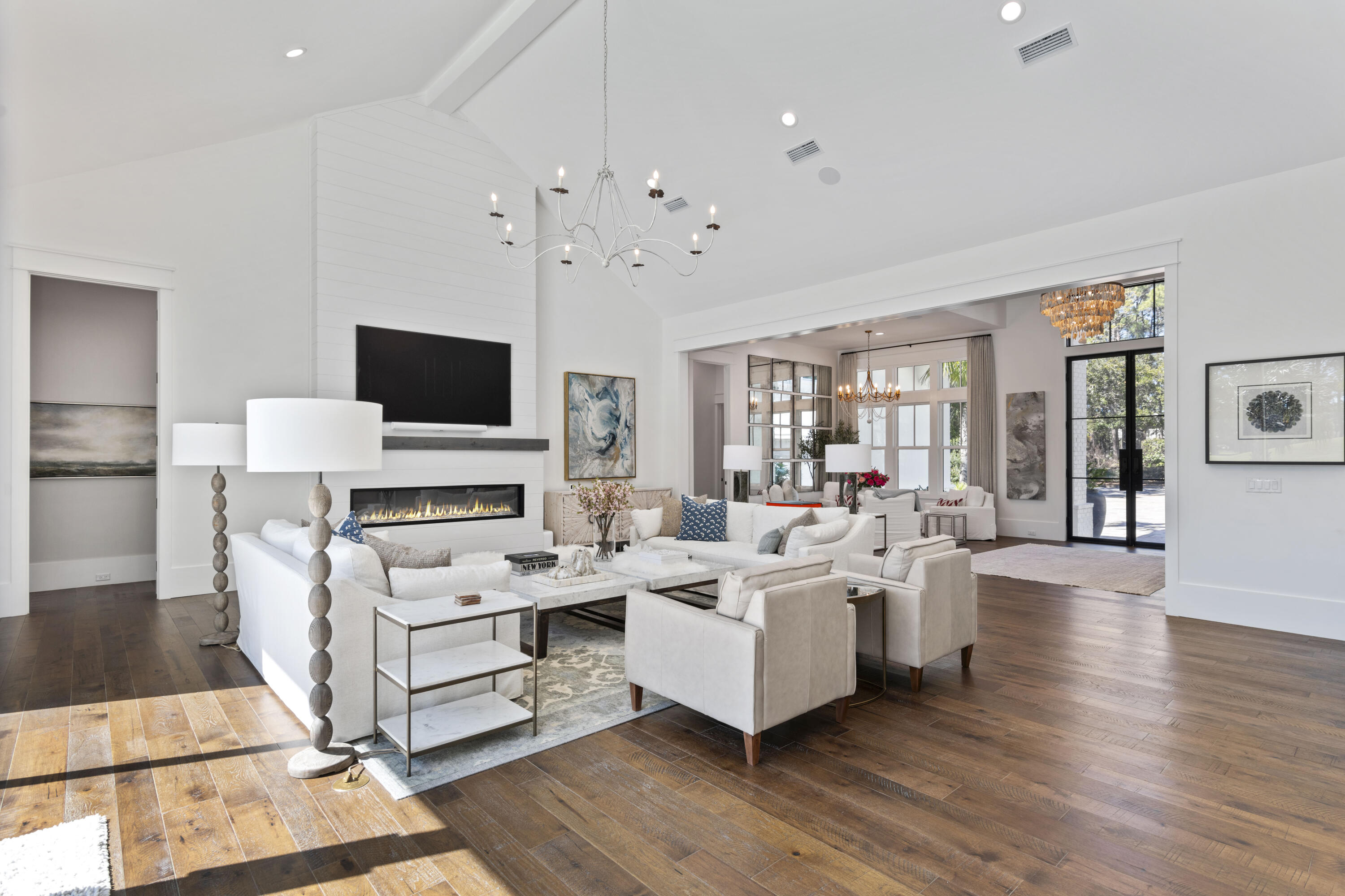 BURNT PINE - Residential
