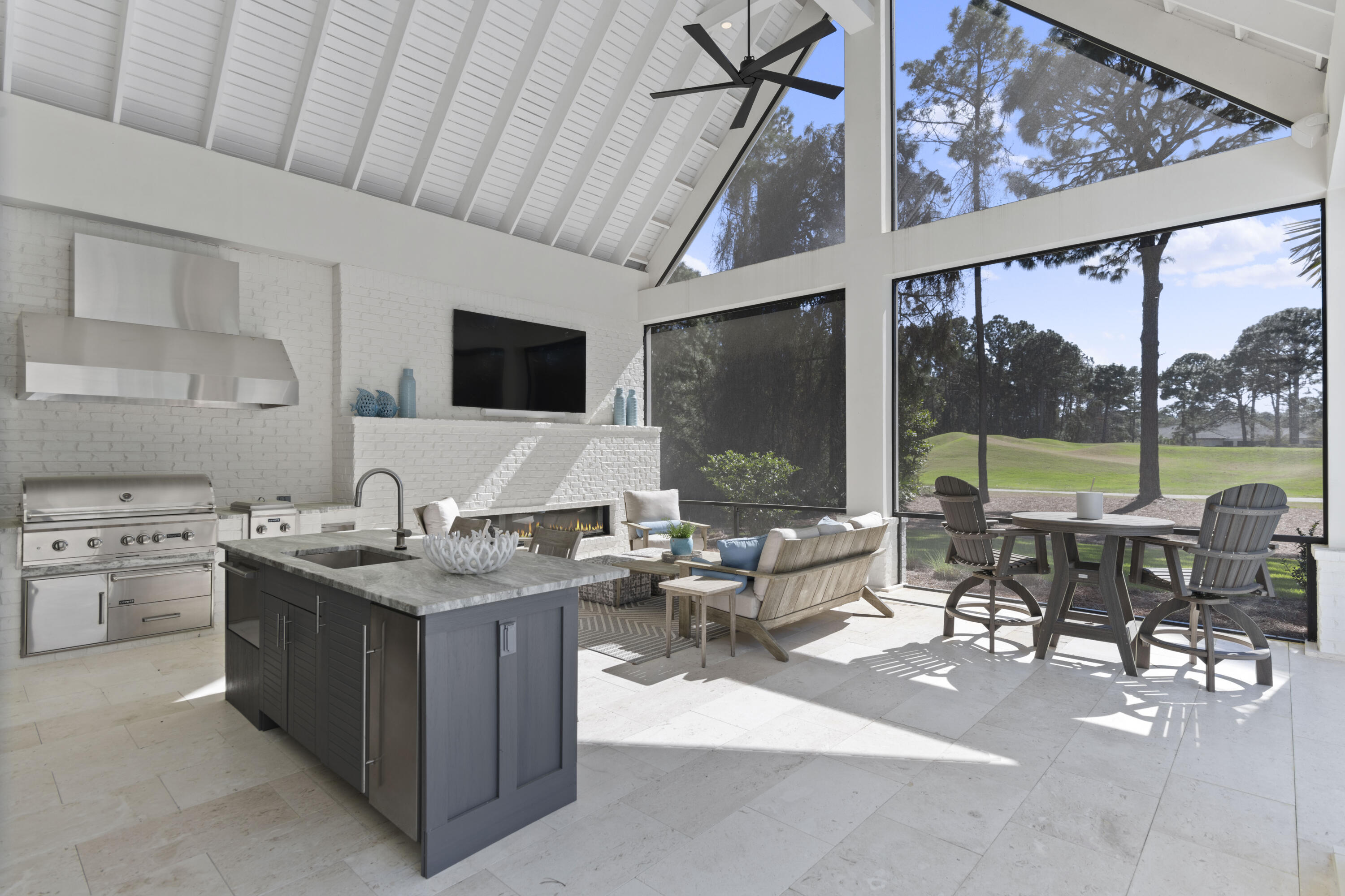BURNT PINE - Residential