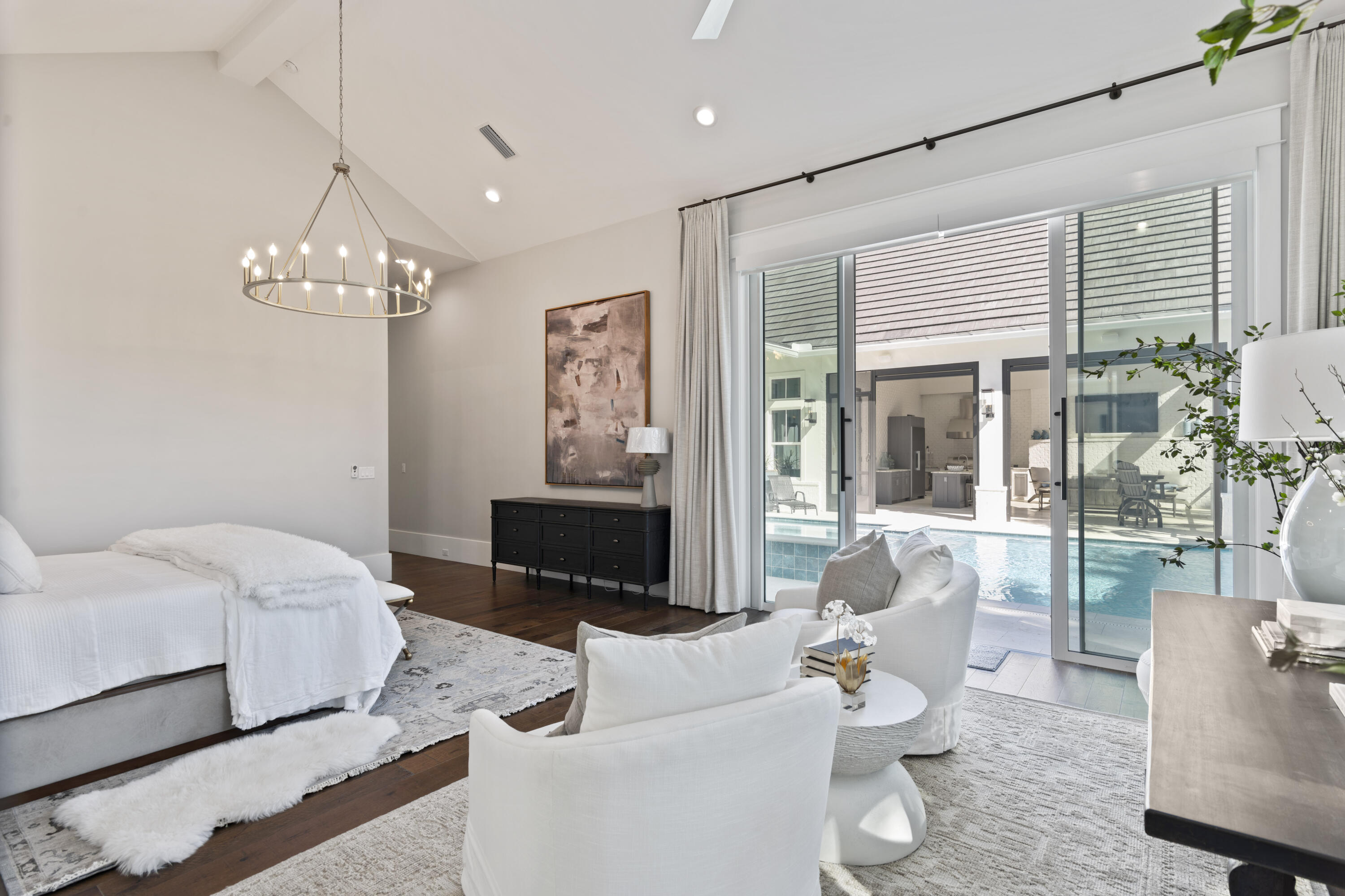 BURNT PINE - Residential