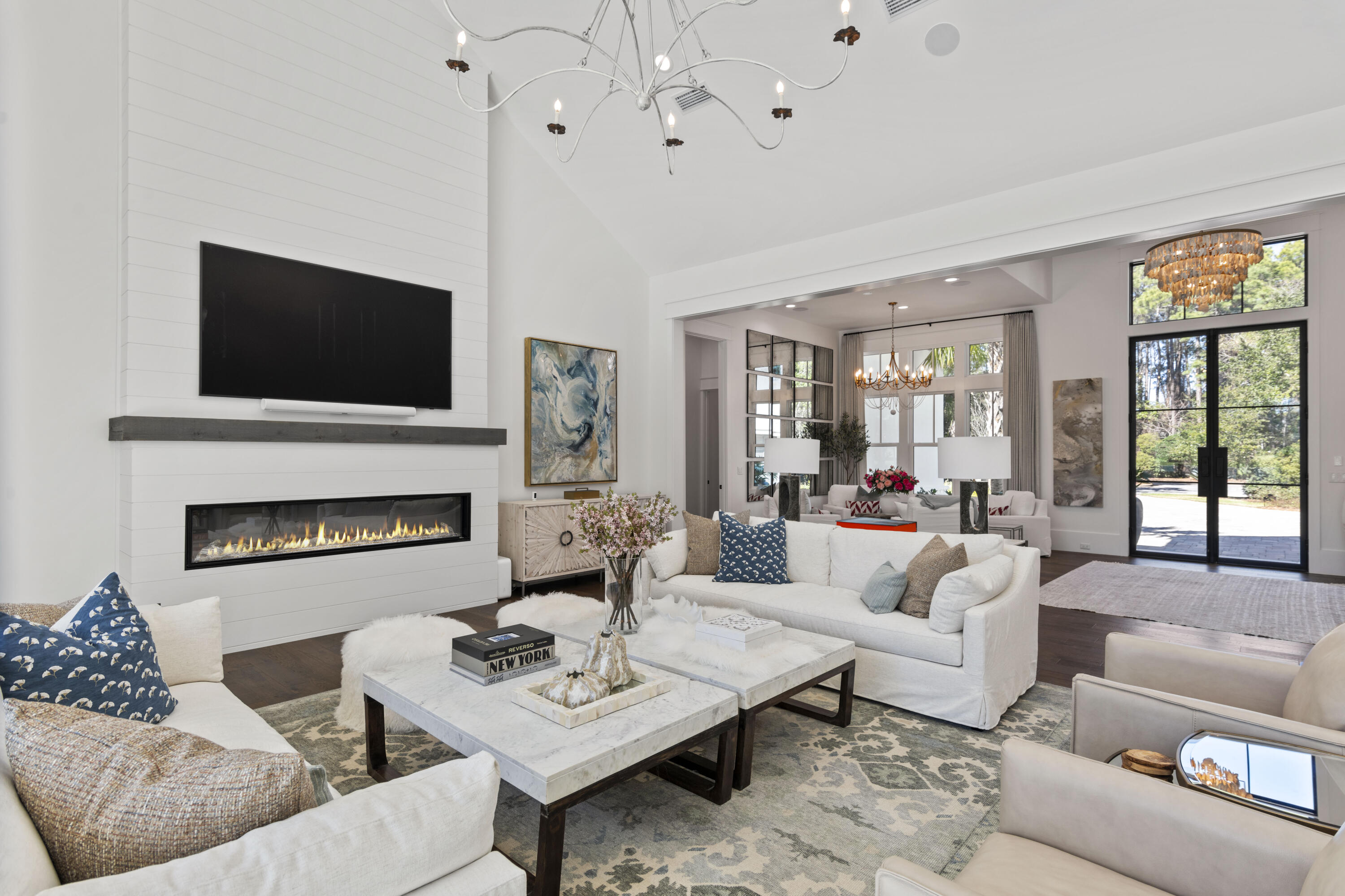 BURNT PINE - Residential