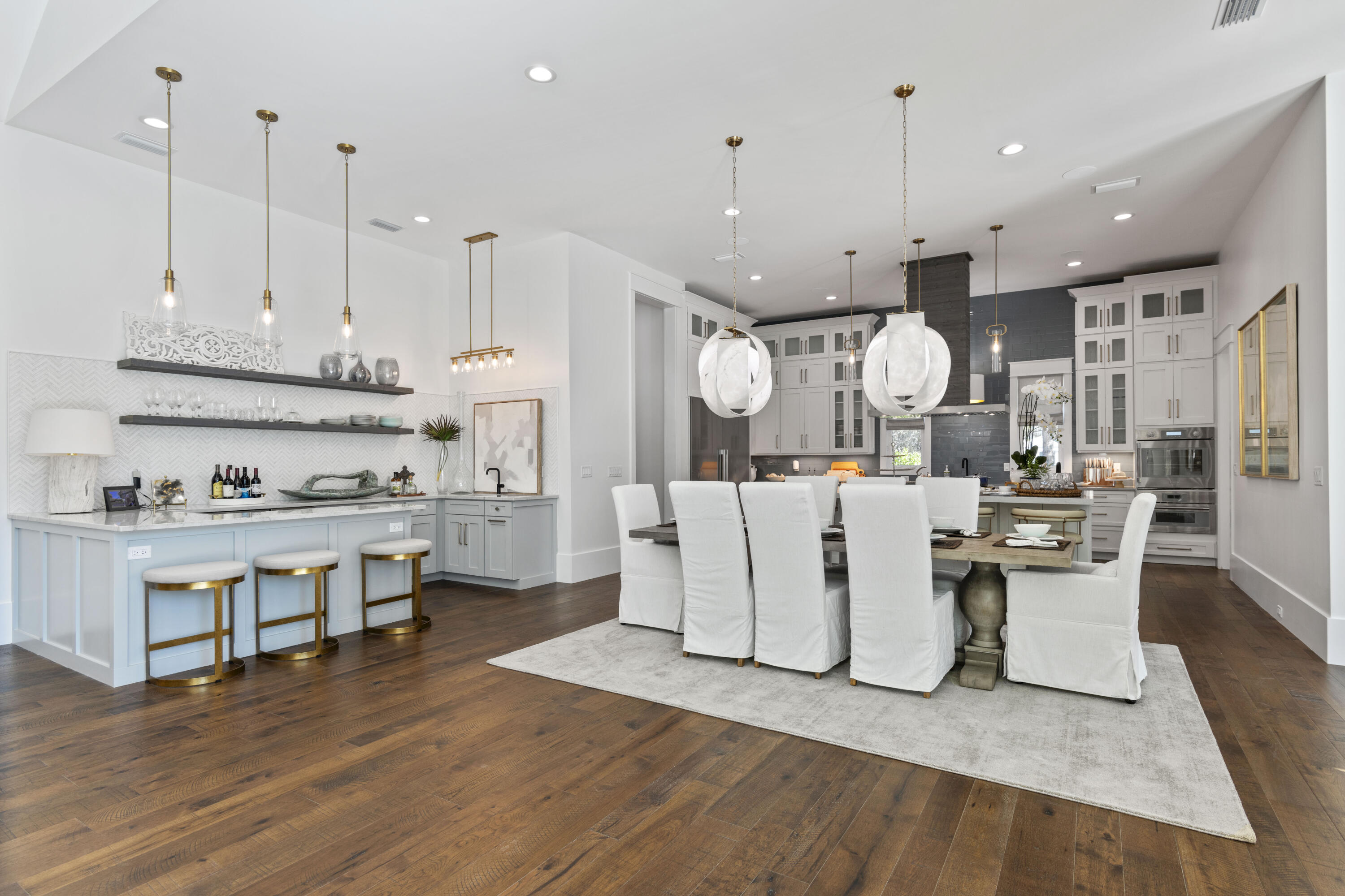 BURNT PINE - Residential