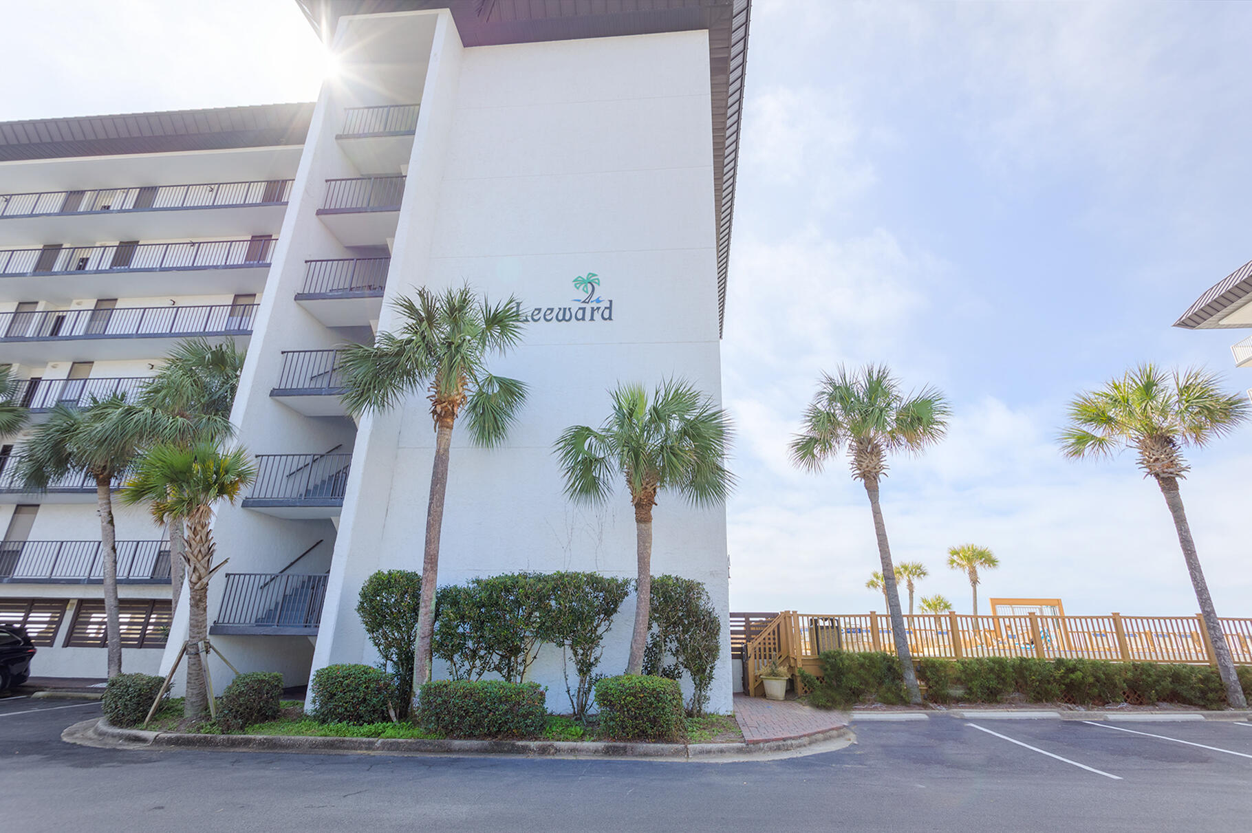 LEEWARD/WINDWARD CONDO - Residential