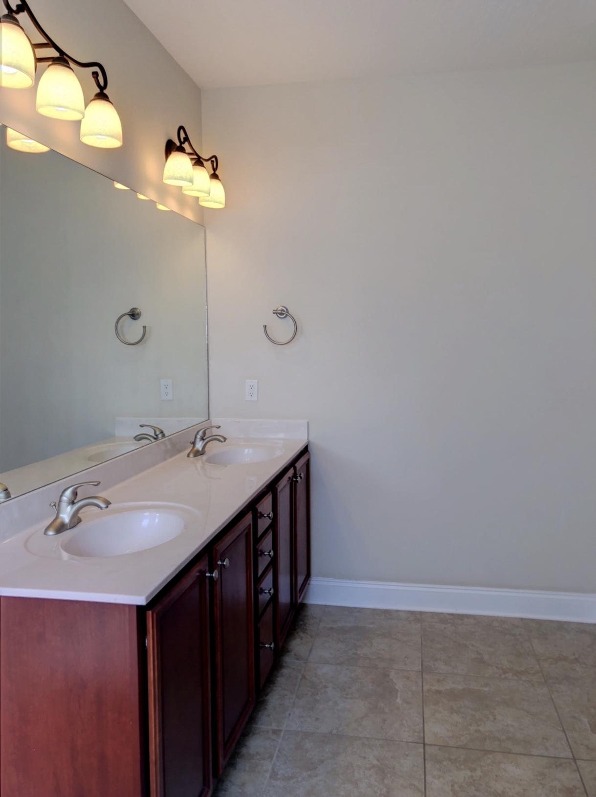 TRAILWOOD ESTATES - Residential