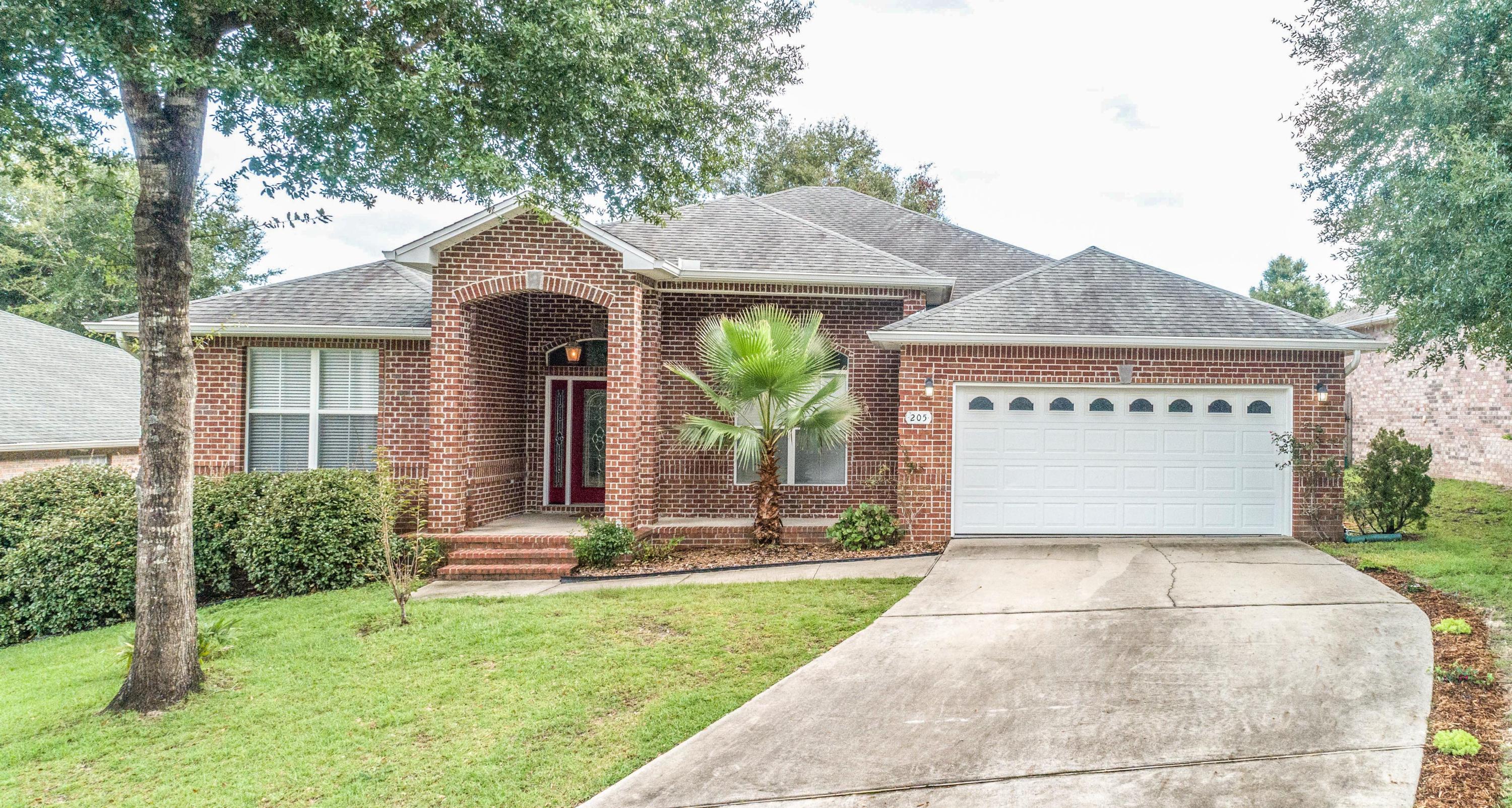 TRAILWOOD ESTATES - Residential