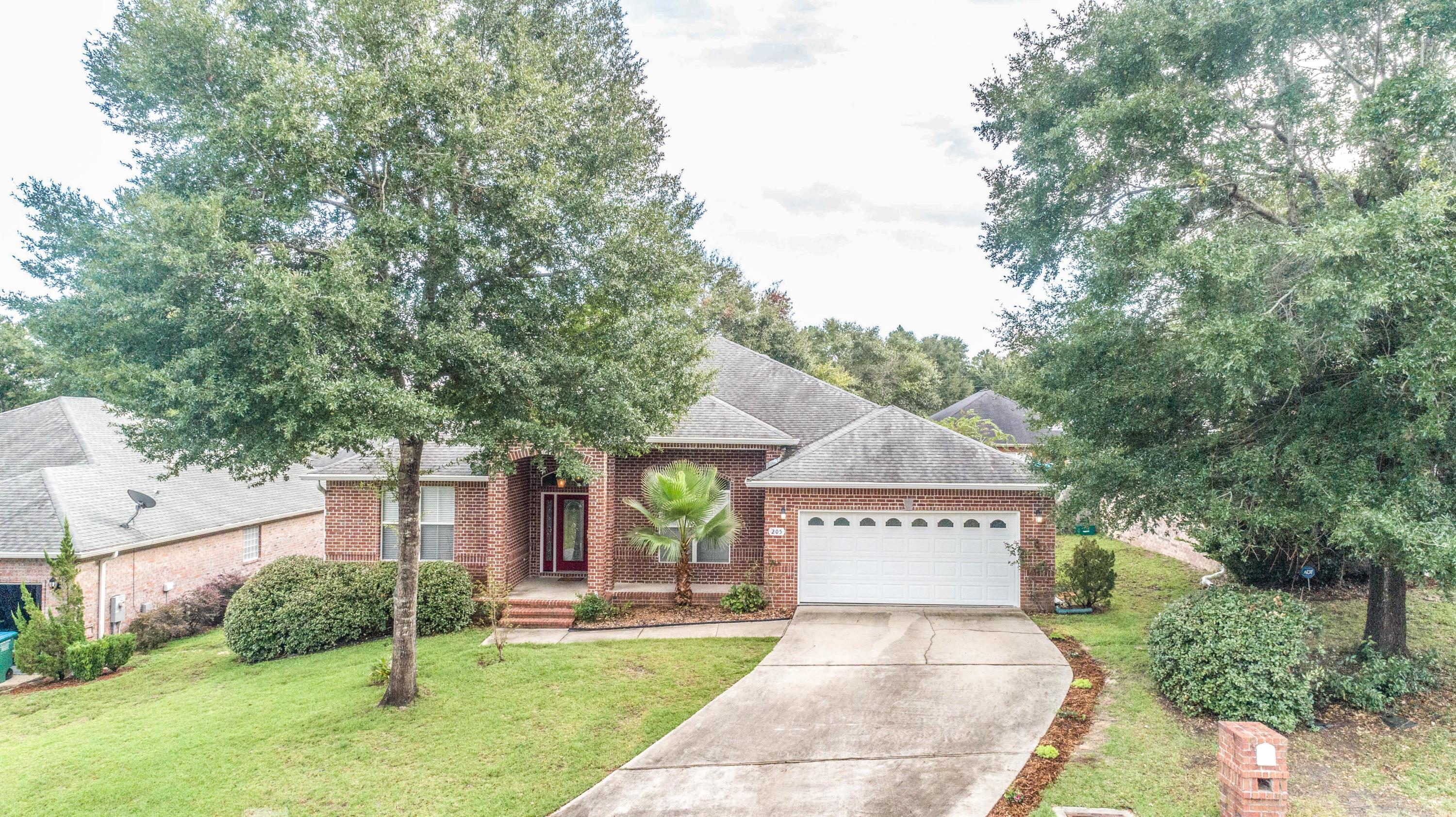 TRAILWOOD ESTATES - Residential