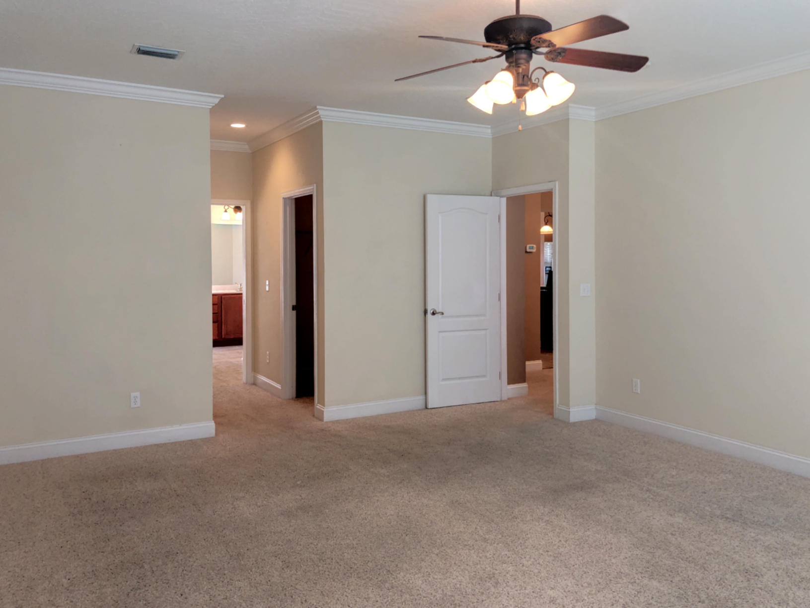TRAILWOOD ESTATES - Residential
