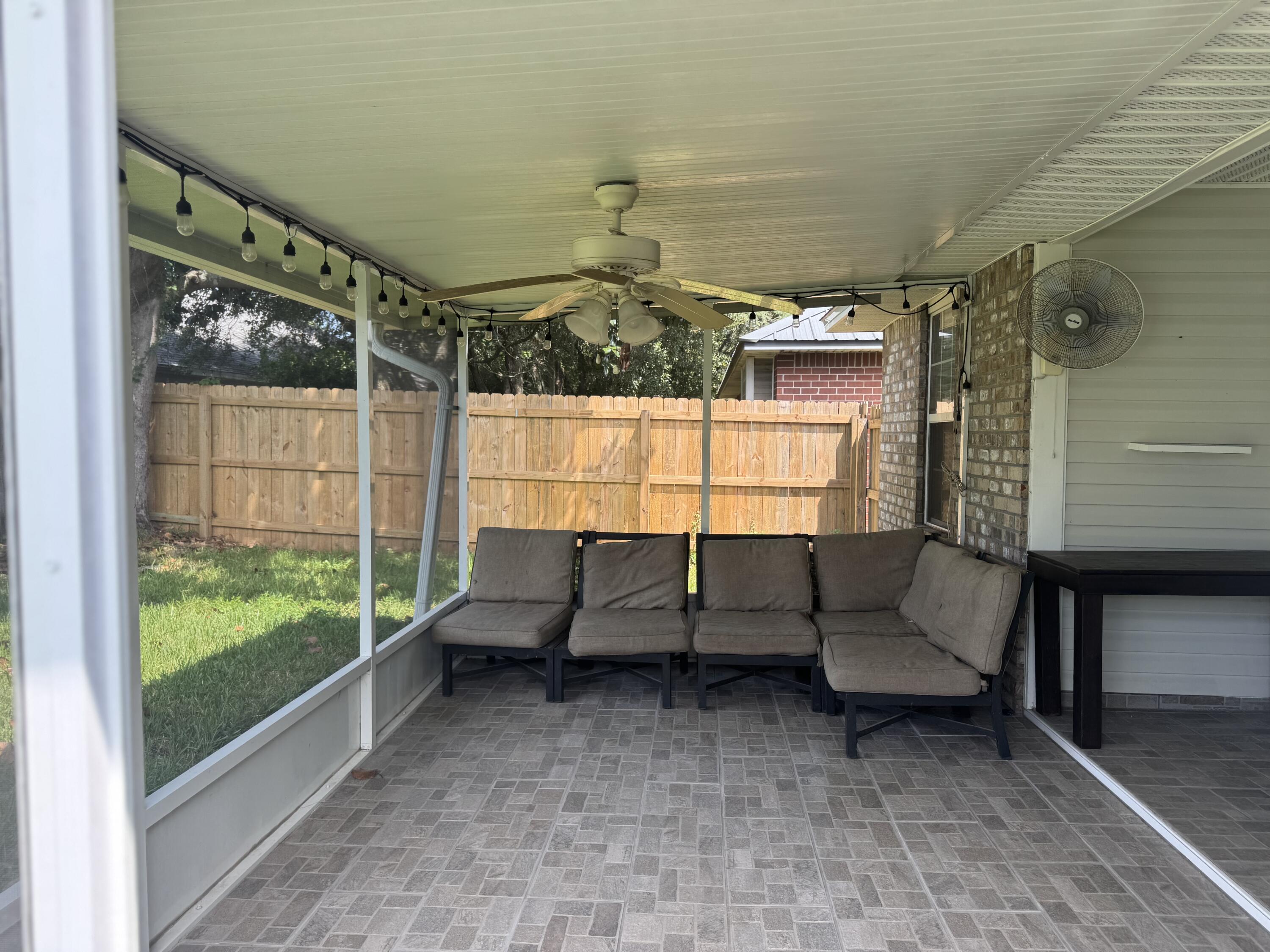 HUNTERS RUN S/D - Residential Lease