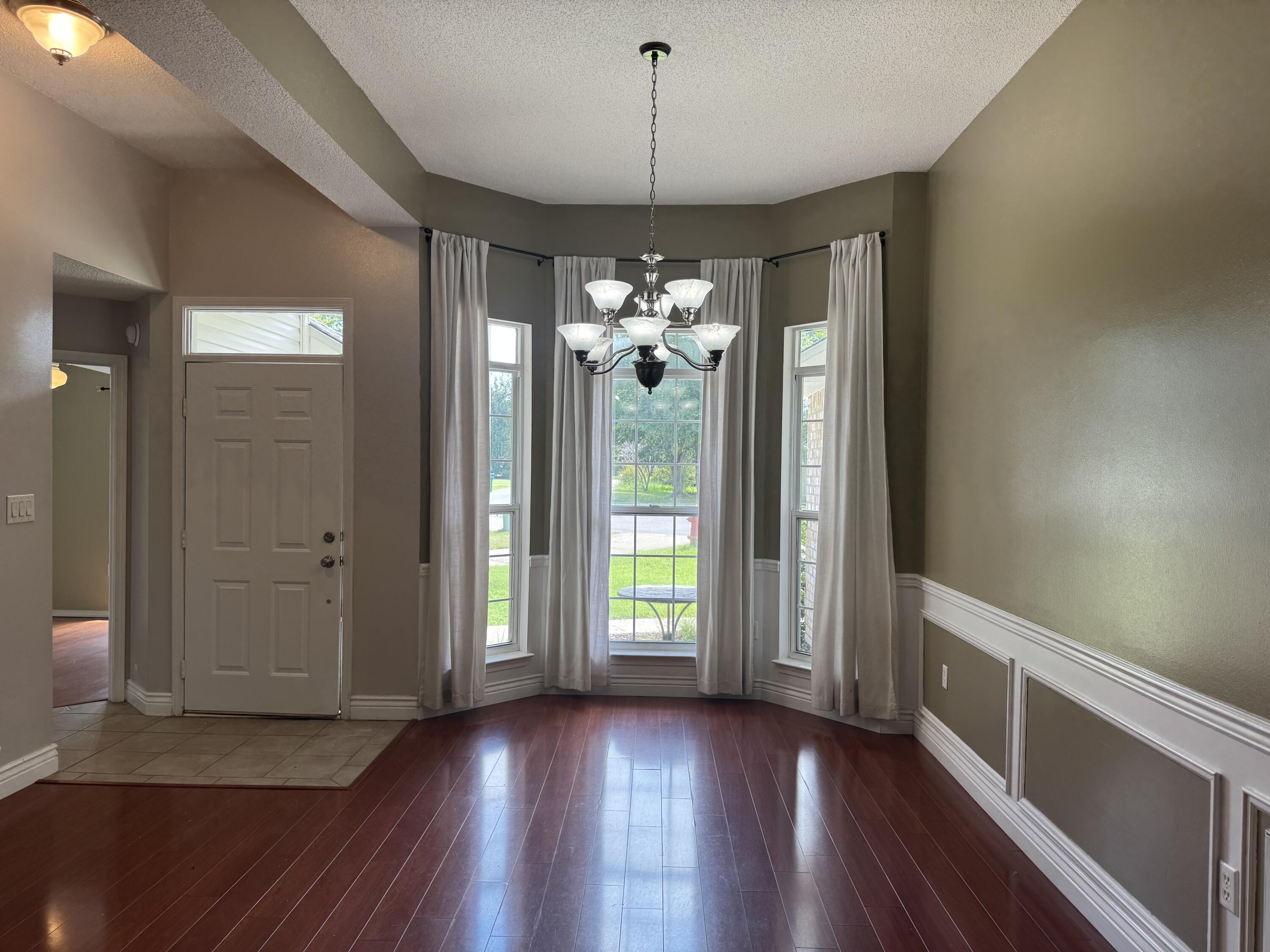 HUNTERS RUN S/D - Residential Lease