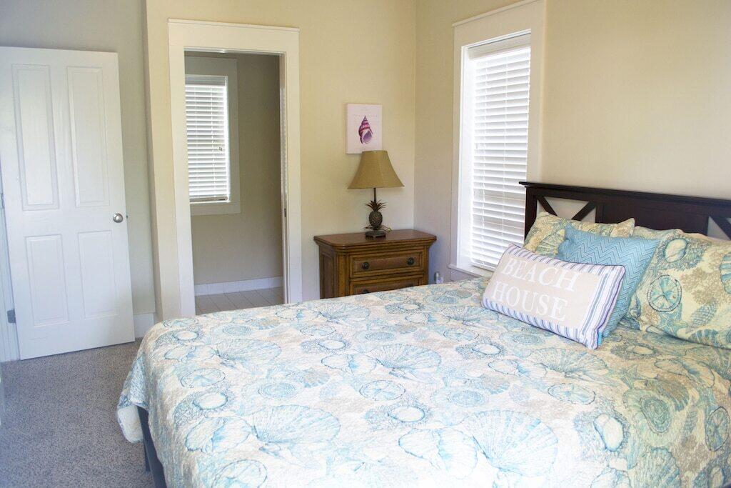 BUNGALOWS AT SEAGROVE BEACH - Residential