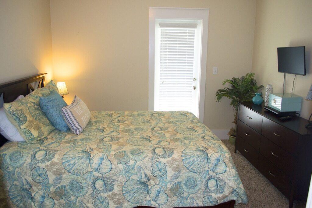 BUNGALOWS AT SEAGROVE BEACH - Residential