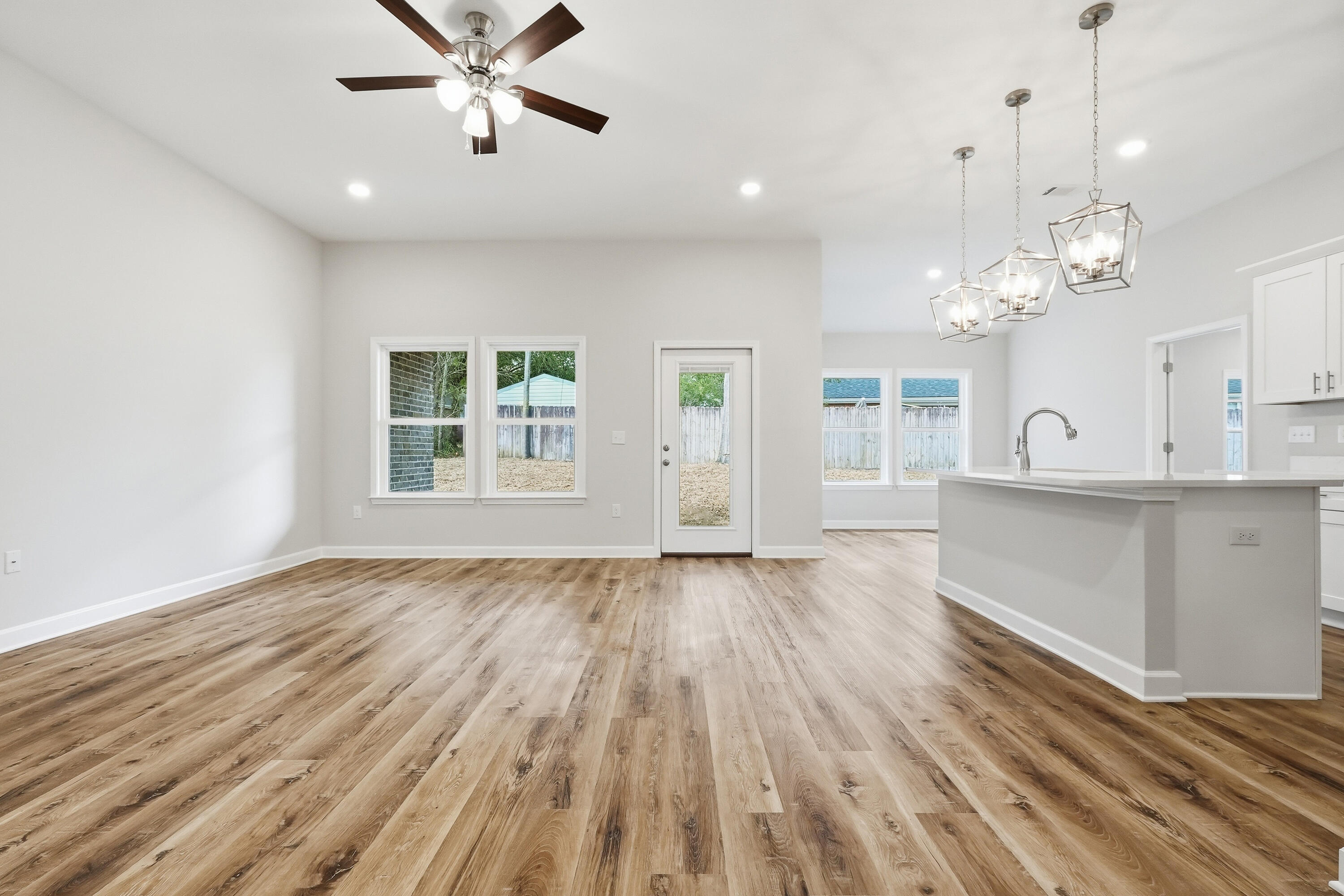 SILVER OAKS PH 1 - Residential