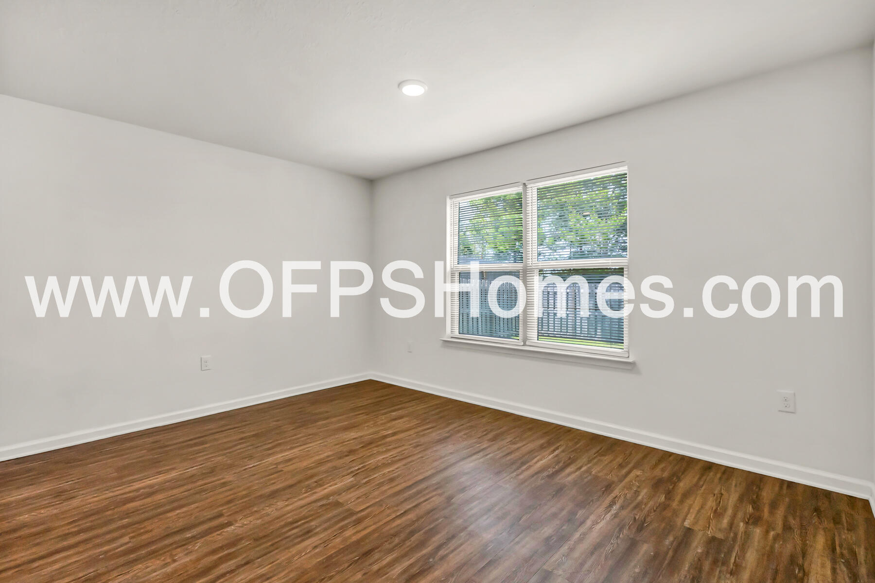 Redstone Commons - Residential Lease