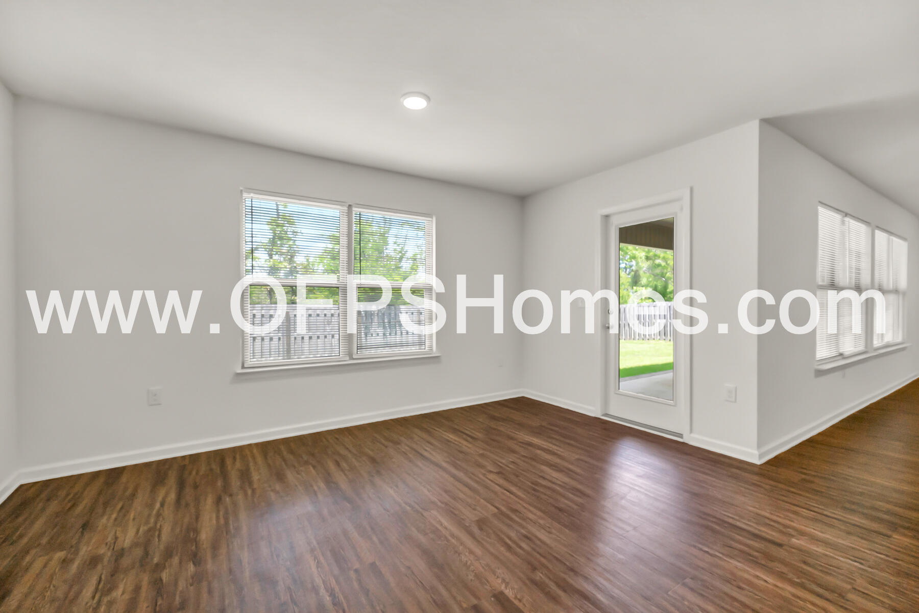 Redstone Commons - Residential Lease