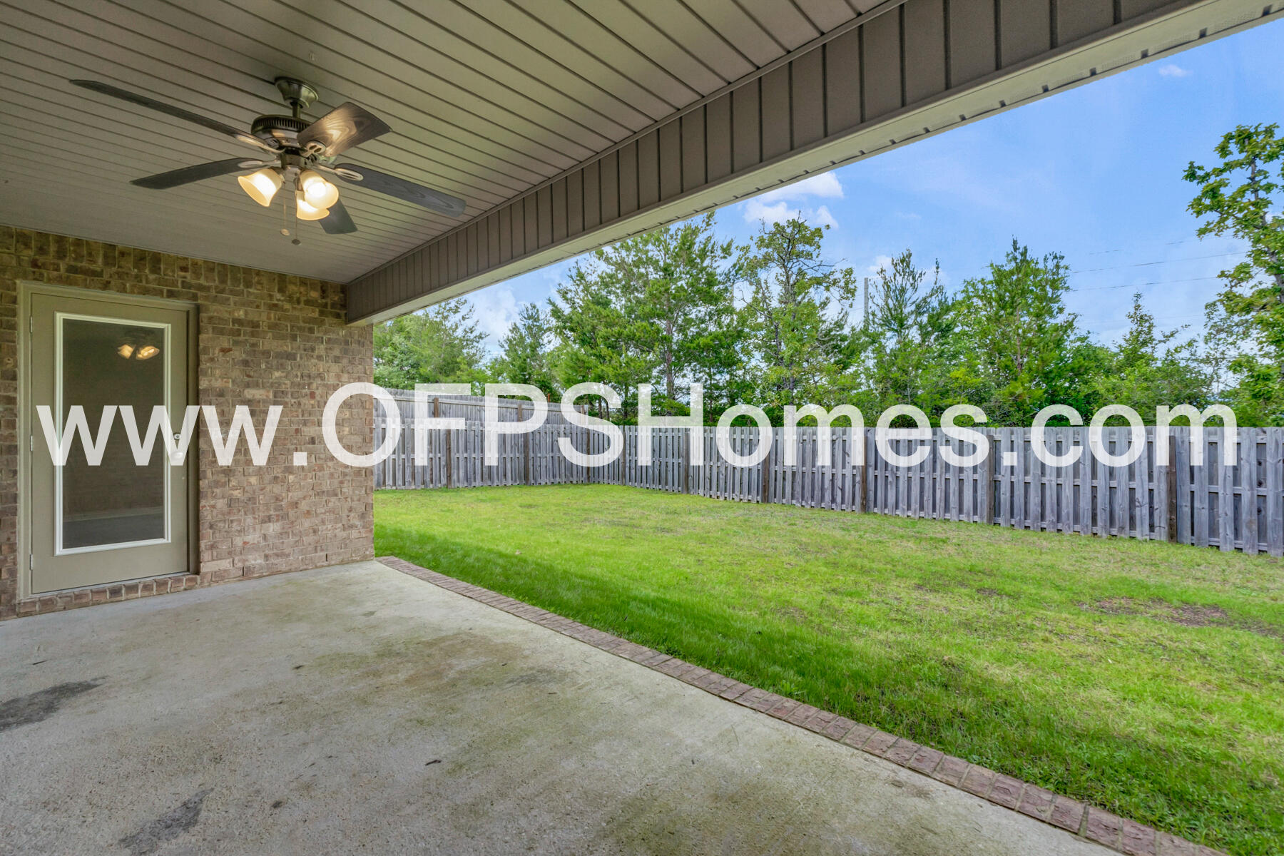 Redstone Commons - Residential Lease