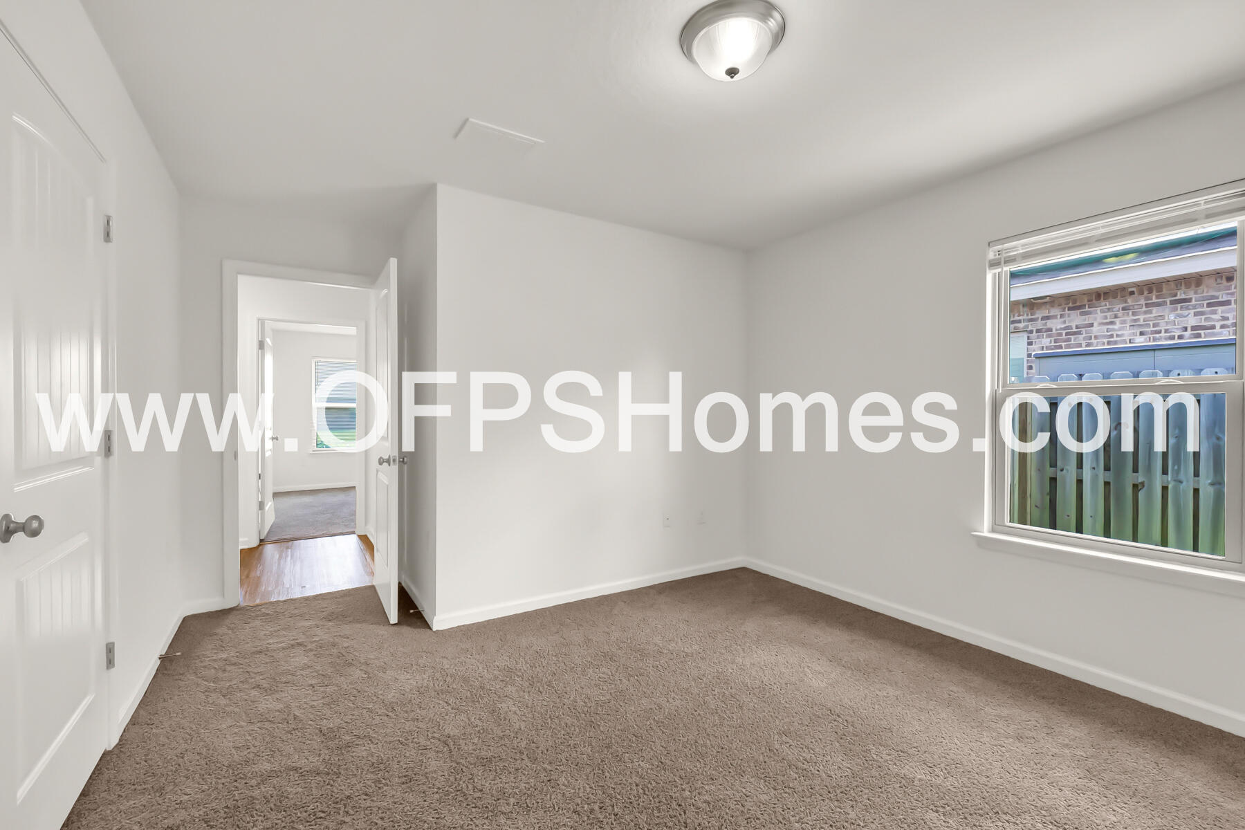 Redstone Commons - Residential Lease