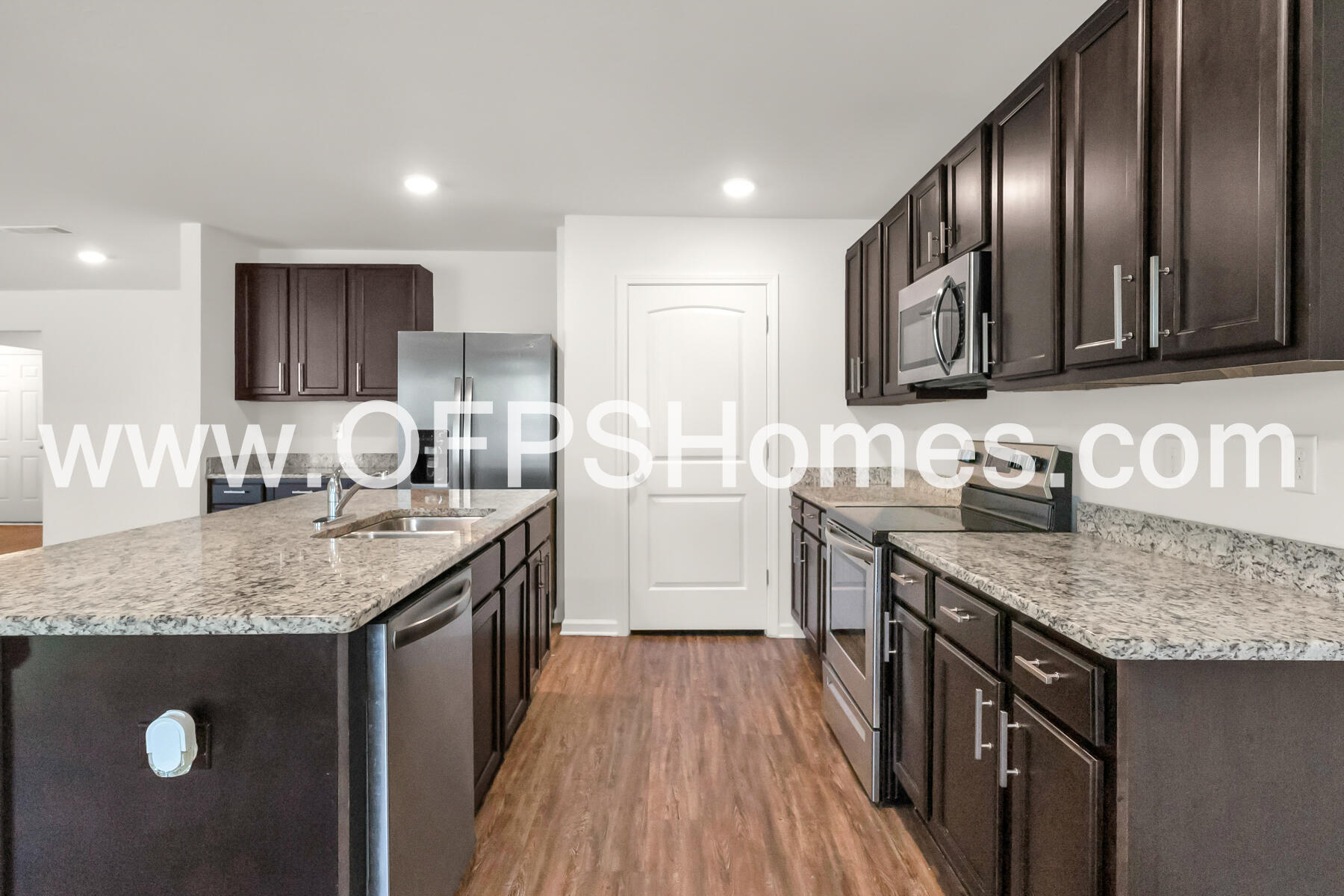 Redstone Commons - Residential Lease