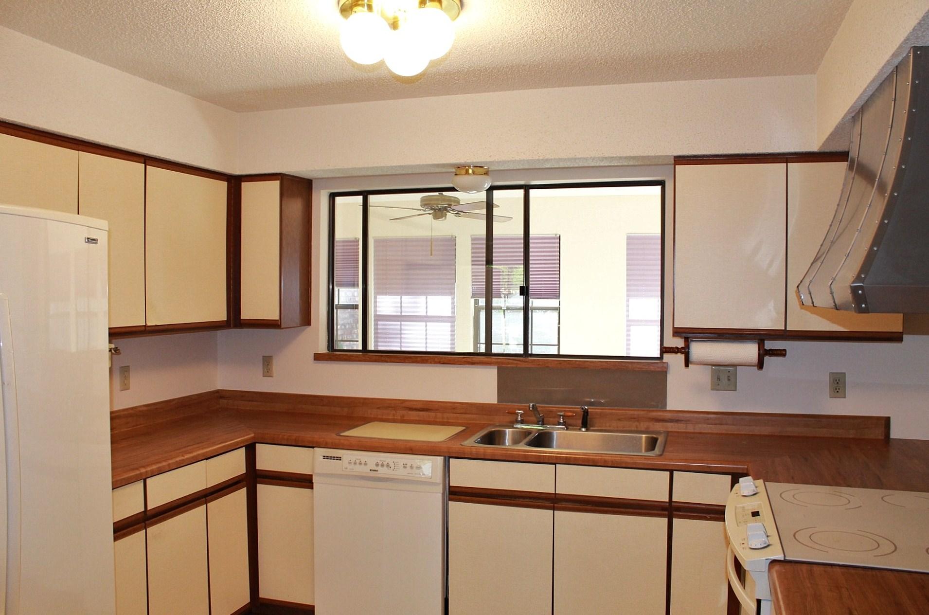 CARIBBEAN VILLAGE WEST - Residential