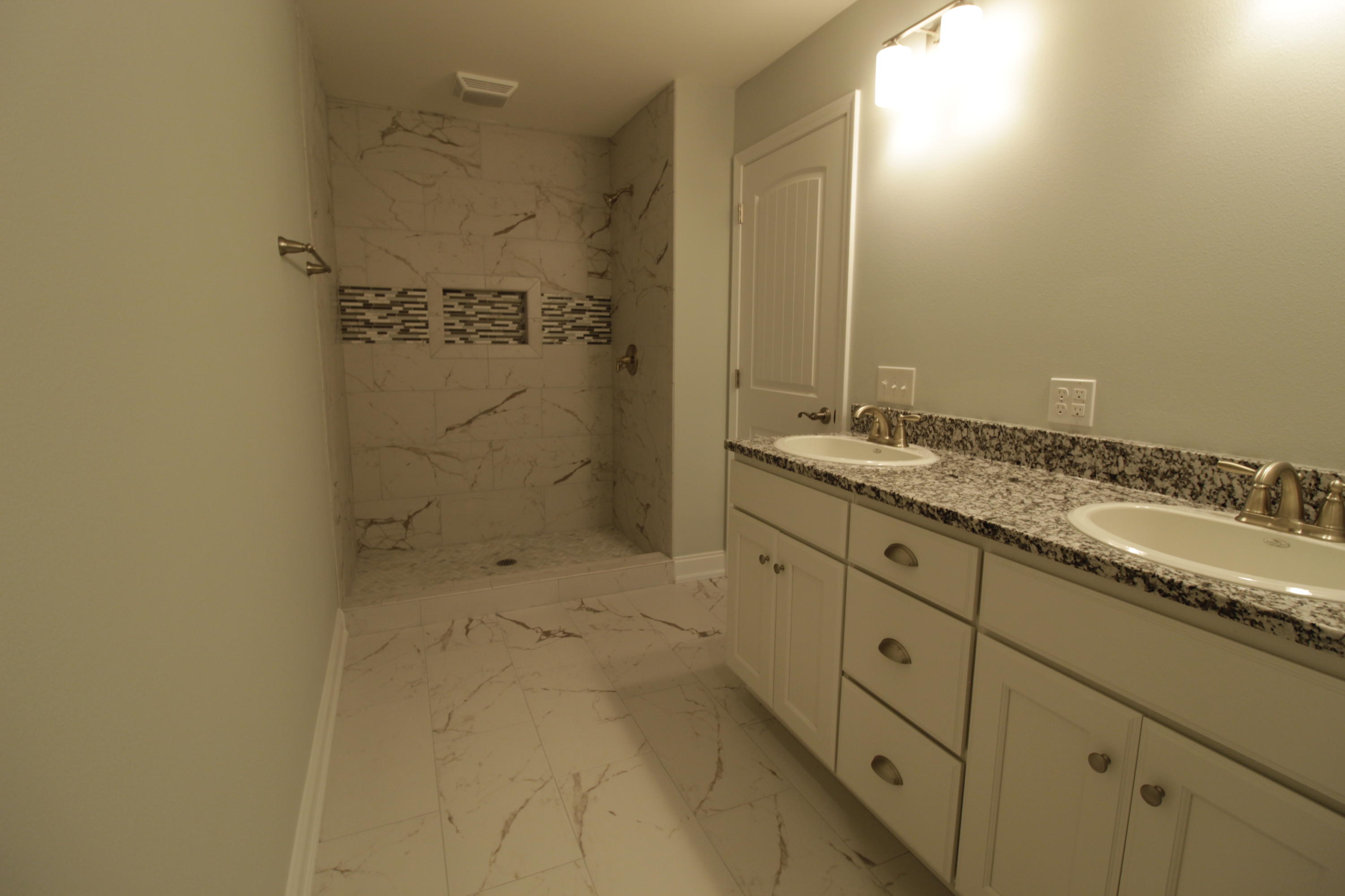 CARONDOLET T/H - Residential