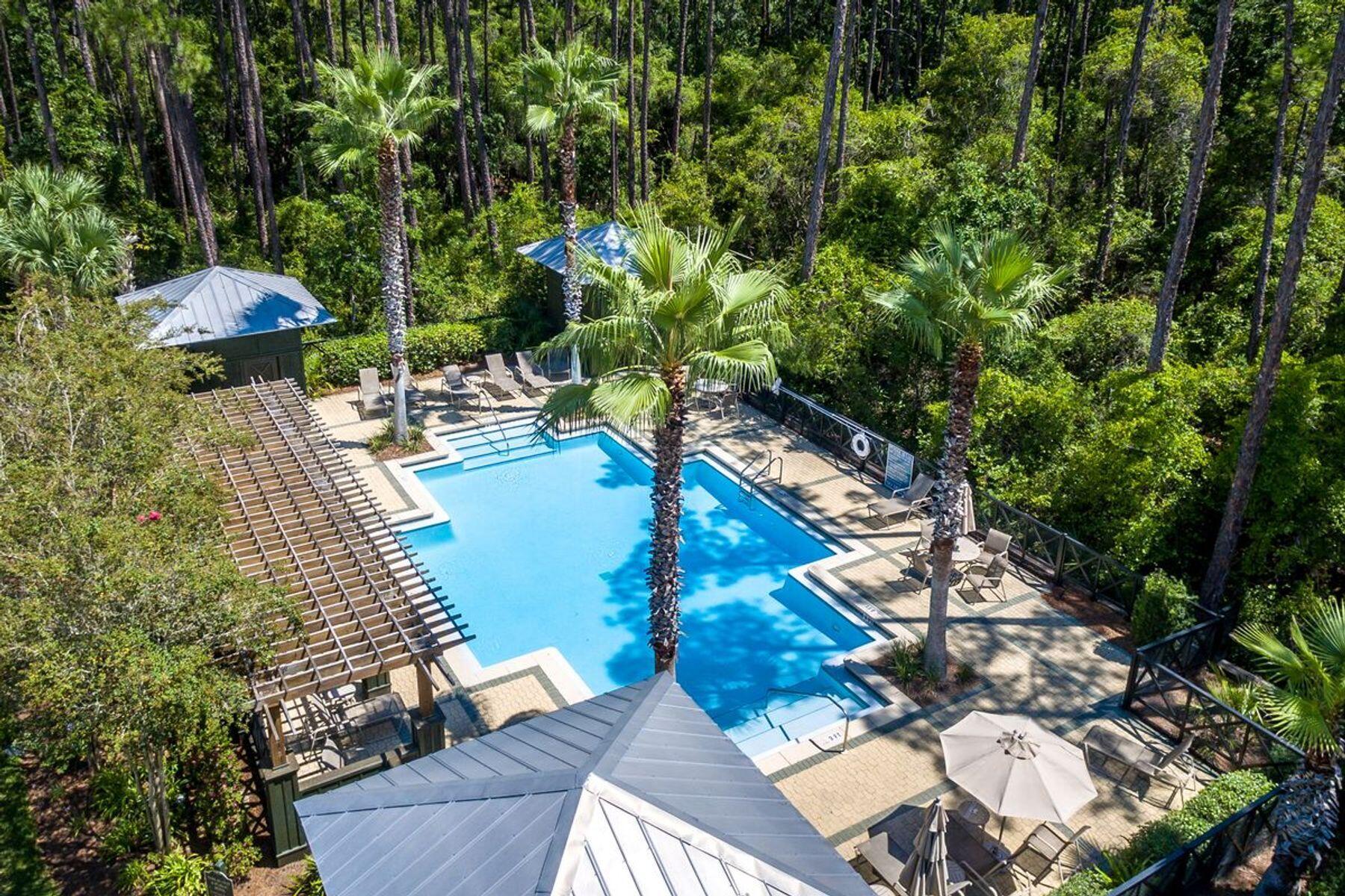 TREETOP VILLAGE - Residential