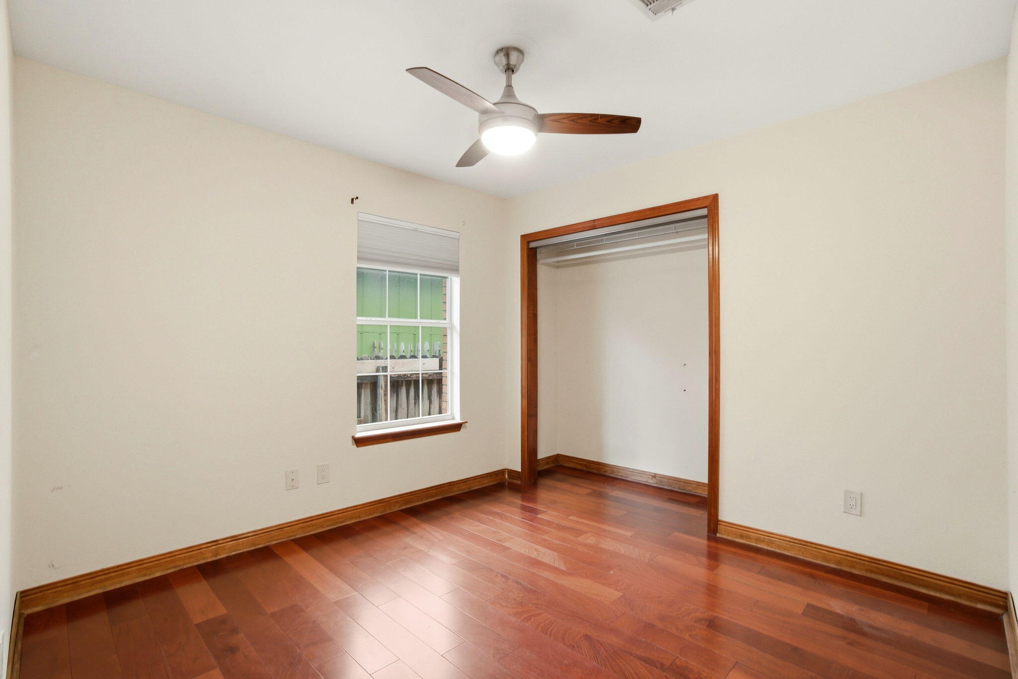 BAY RIDGE PARK - Residential