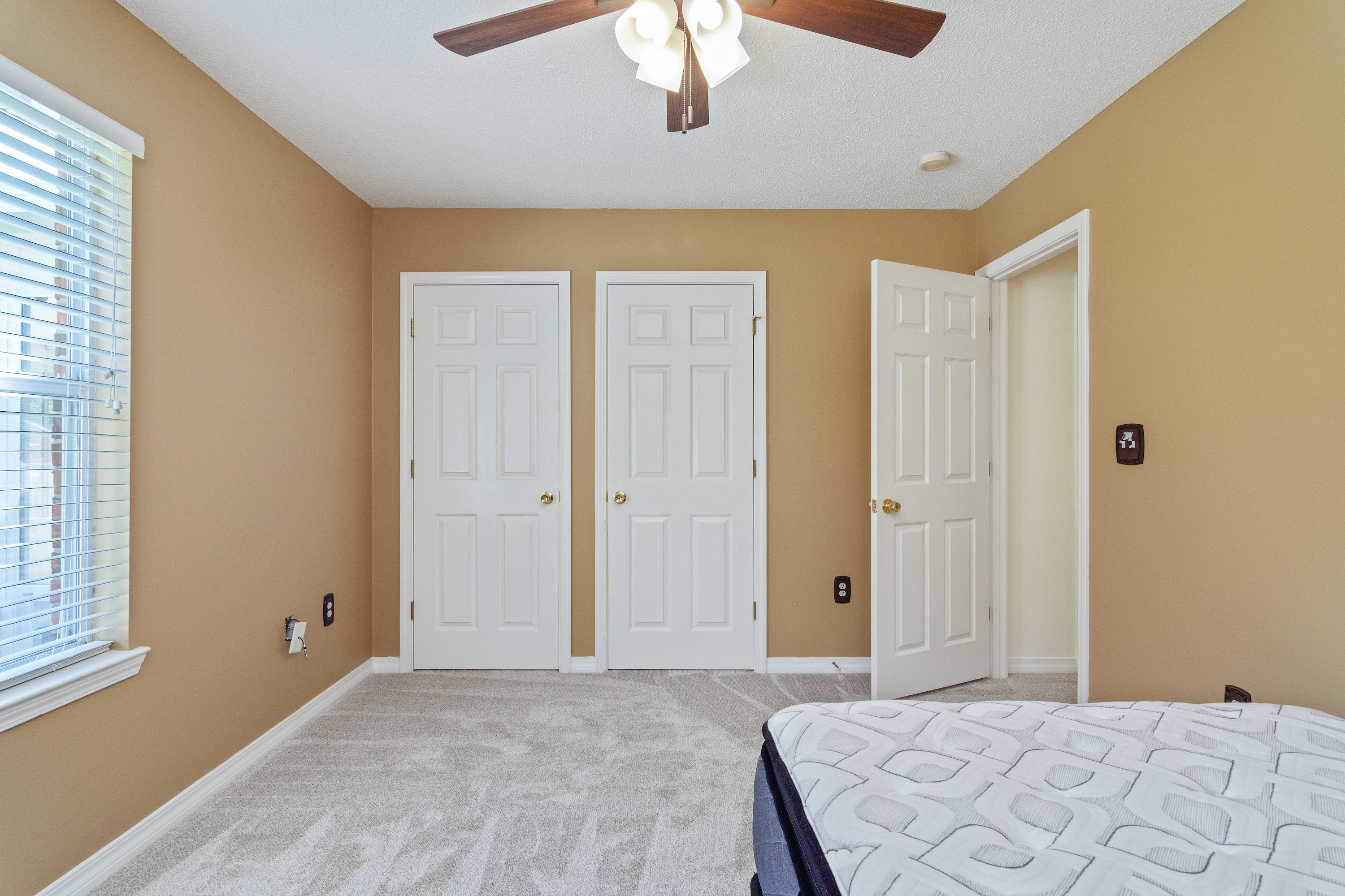 CORONADO VILLAGE PH 4 - Residential