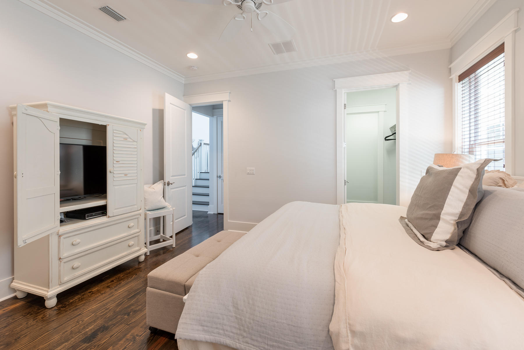 NATUREWALK AT SEAGROVE - Residential