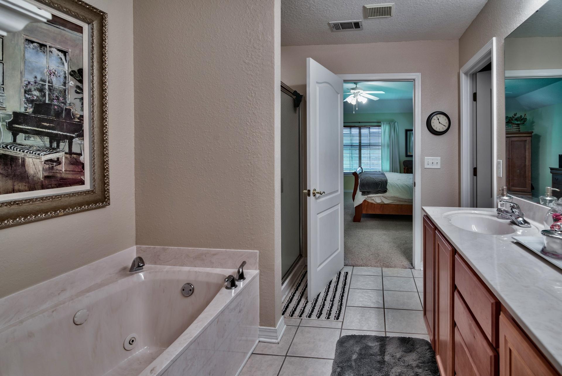 EMERALD LAKES PH 3 - Residential