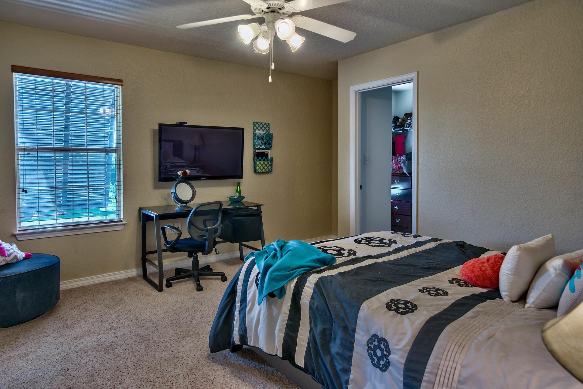 EMERALD LAKES PH 3 - Residential