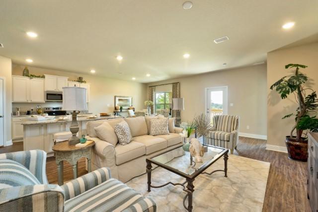 STONEGATE - Residential