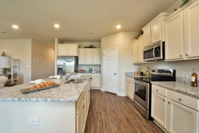 STONEGATE - Residential