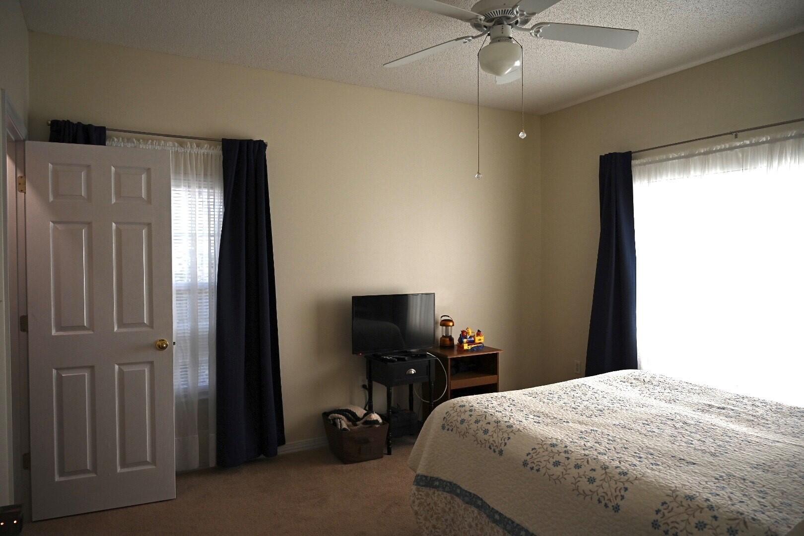 THE OAKS AT NICEVILLE - Residential