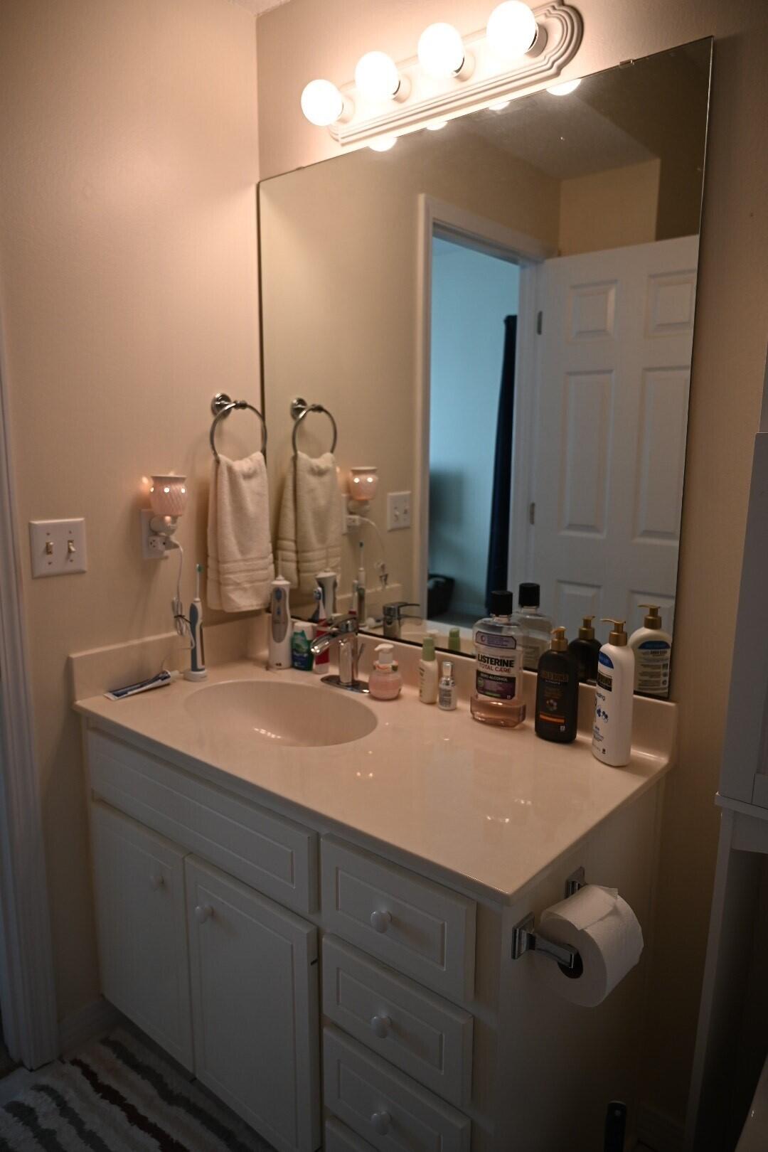 THE OAKS AT NICEVILLE - Residential