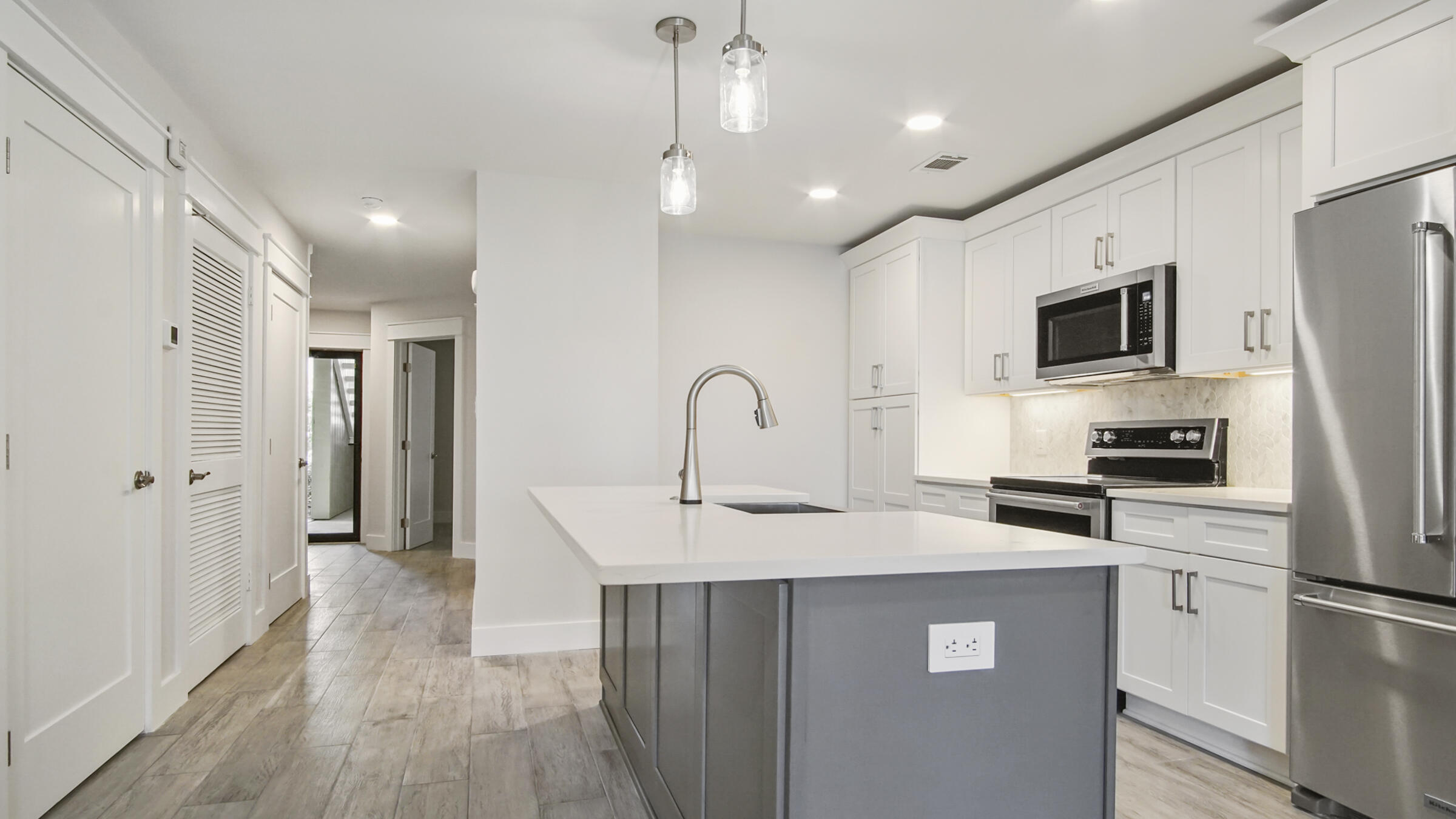 SEASCAPE CONDO PH 7 - Residential