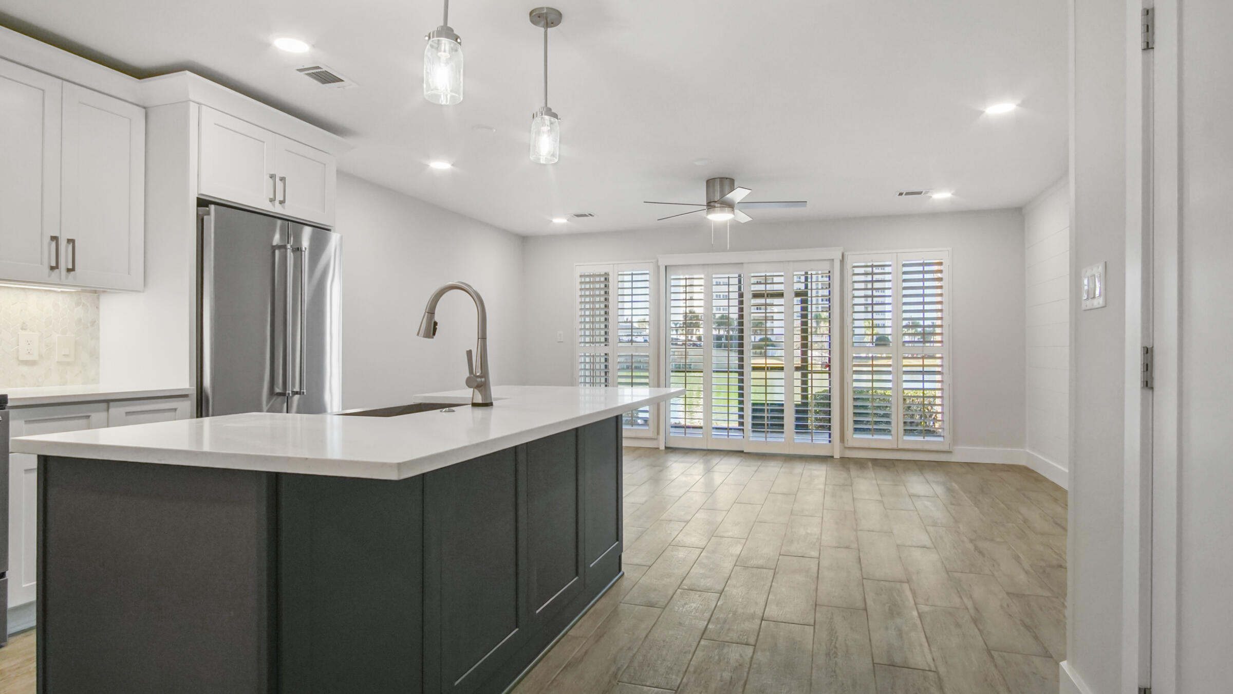 SEASCAPE CONDO PH 7 - Residential