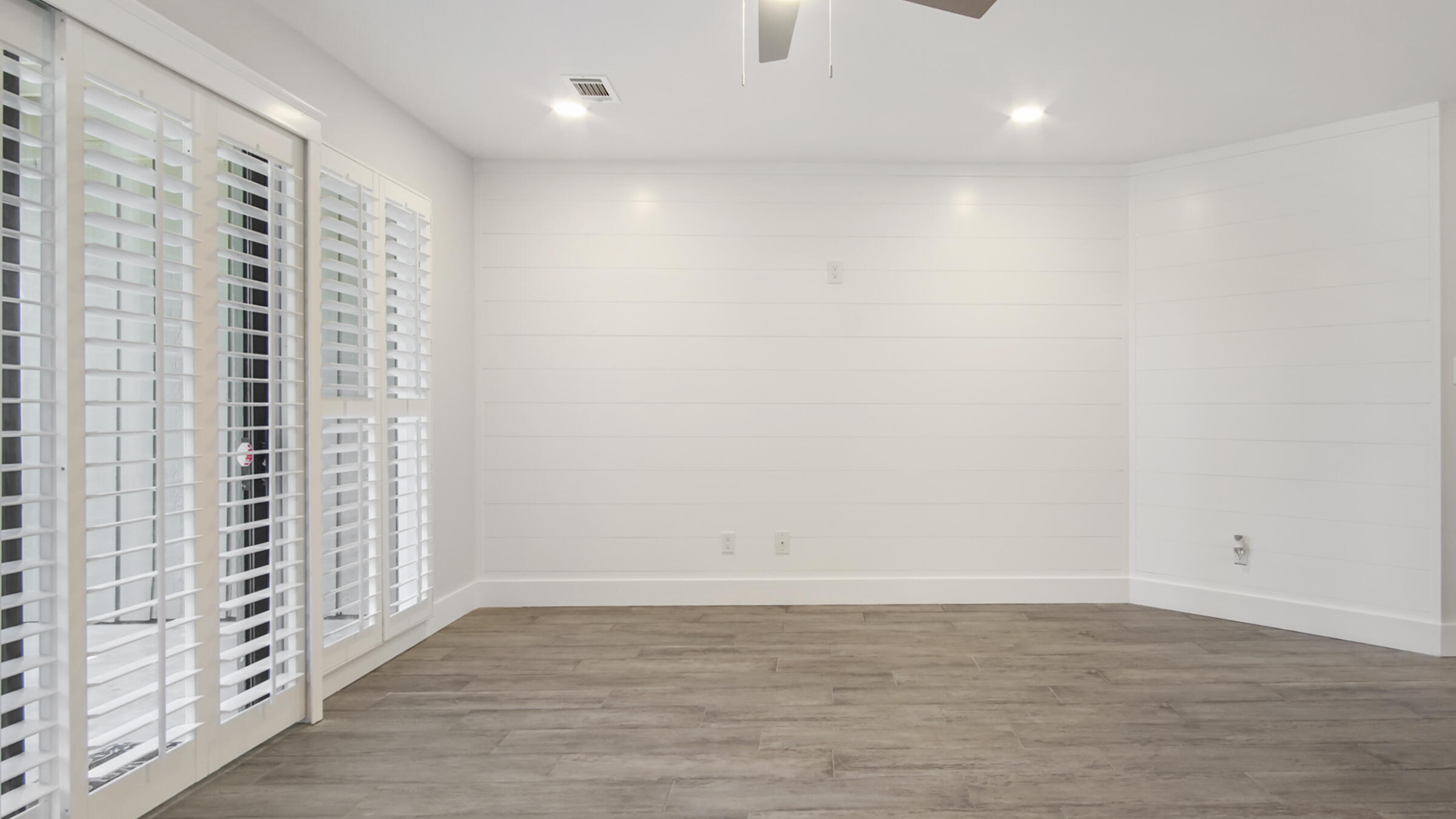 SEASCAPE CONDO PH 7 - Residential